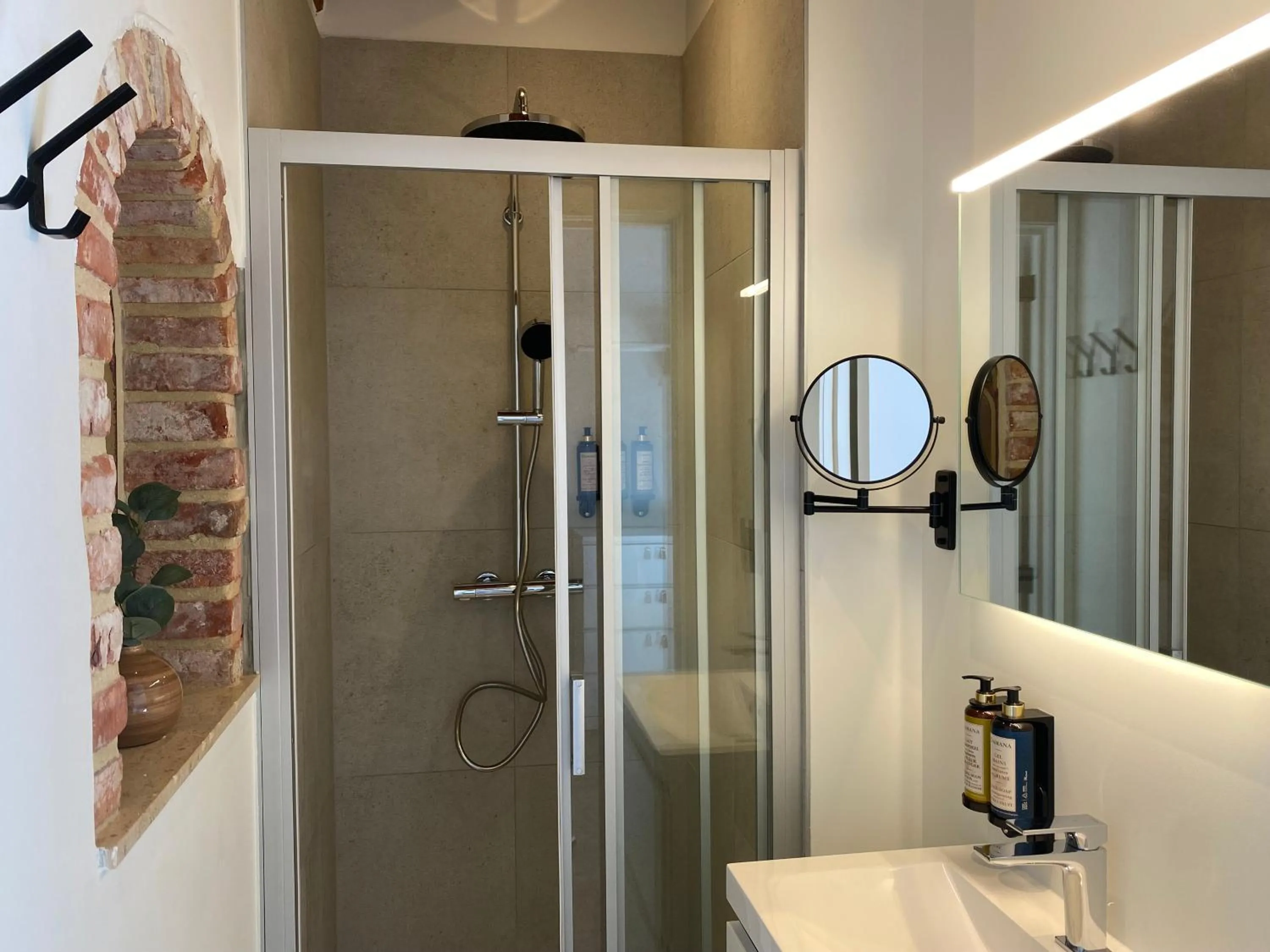 Shower in Landgoed De Hoogmolen