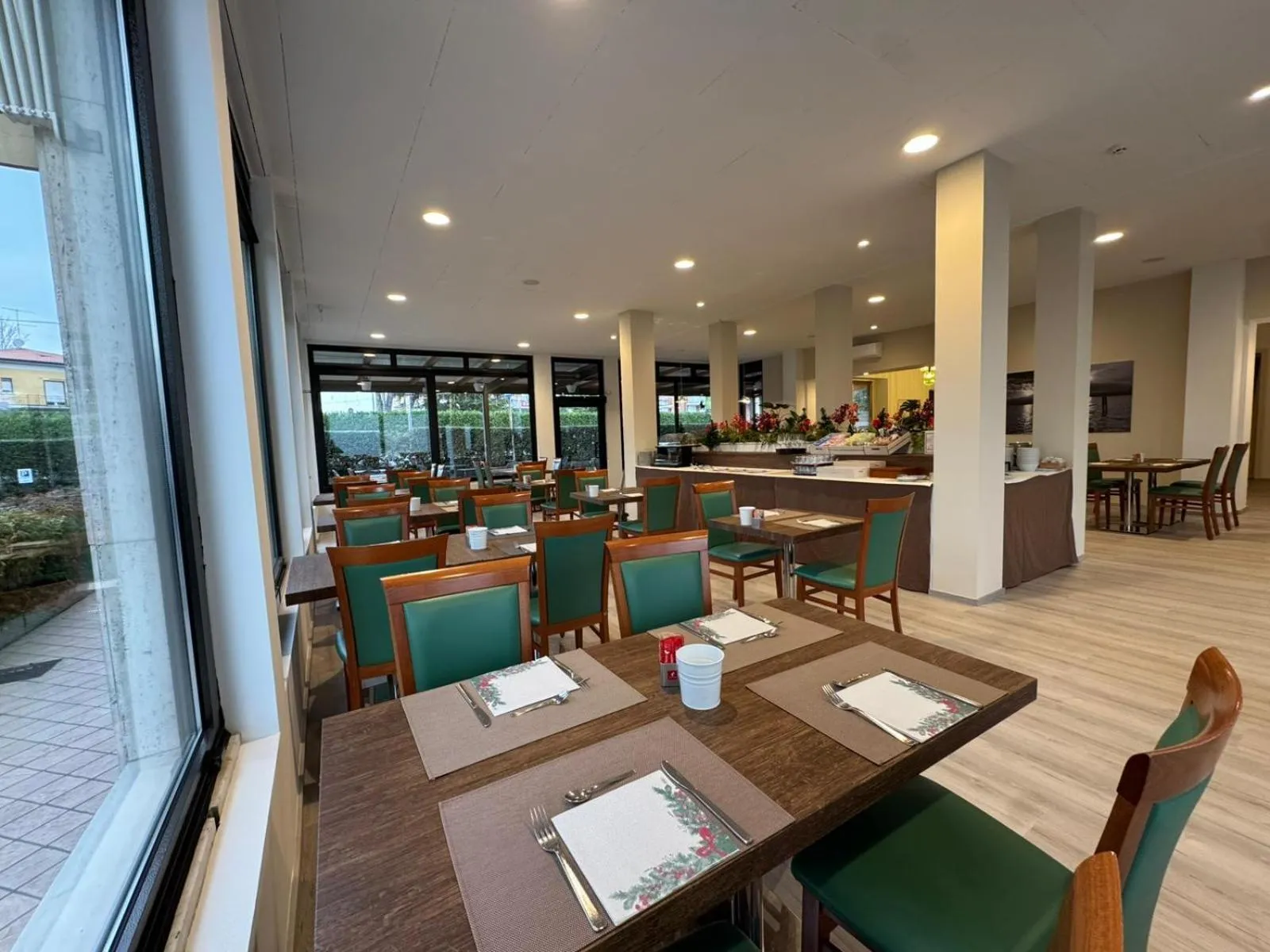 Buffet breakfast in Hotel Bel Sito Peschiera