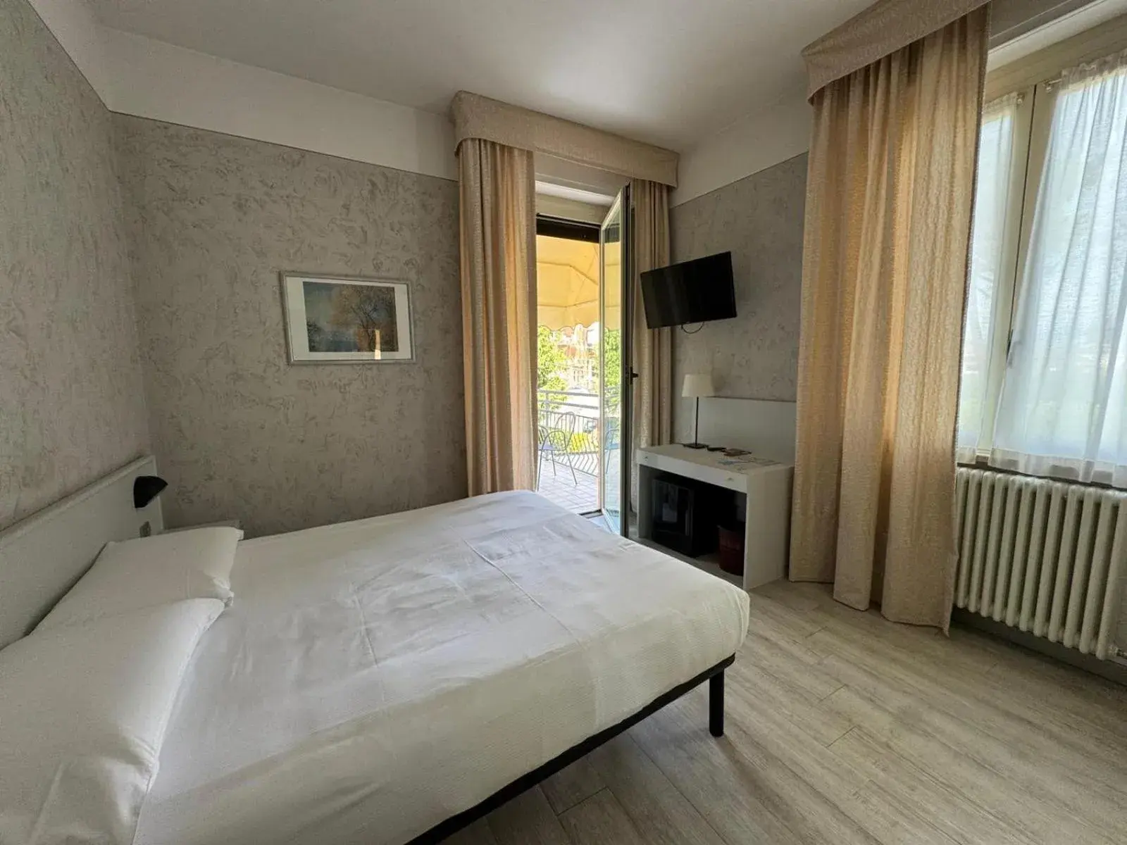 Standard Double Room in Hotel Bel Sito Peschiera Standard Double Room in Hotel Bel Sito Peschiera