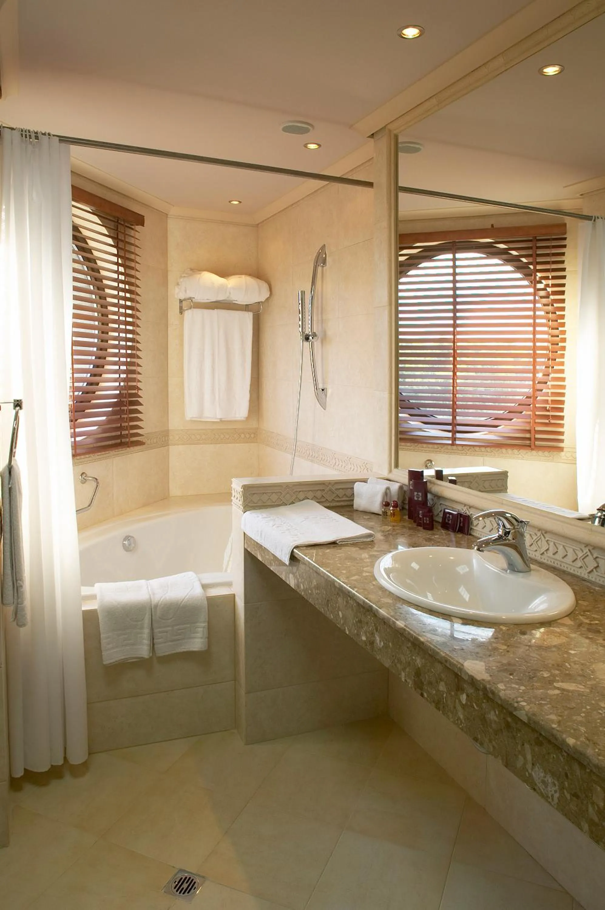 Bathroom in Park Hotel Green Europe