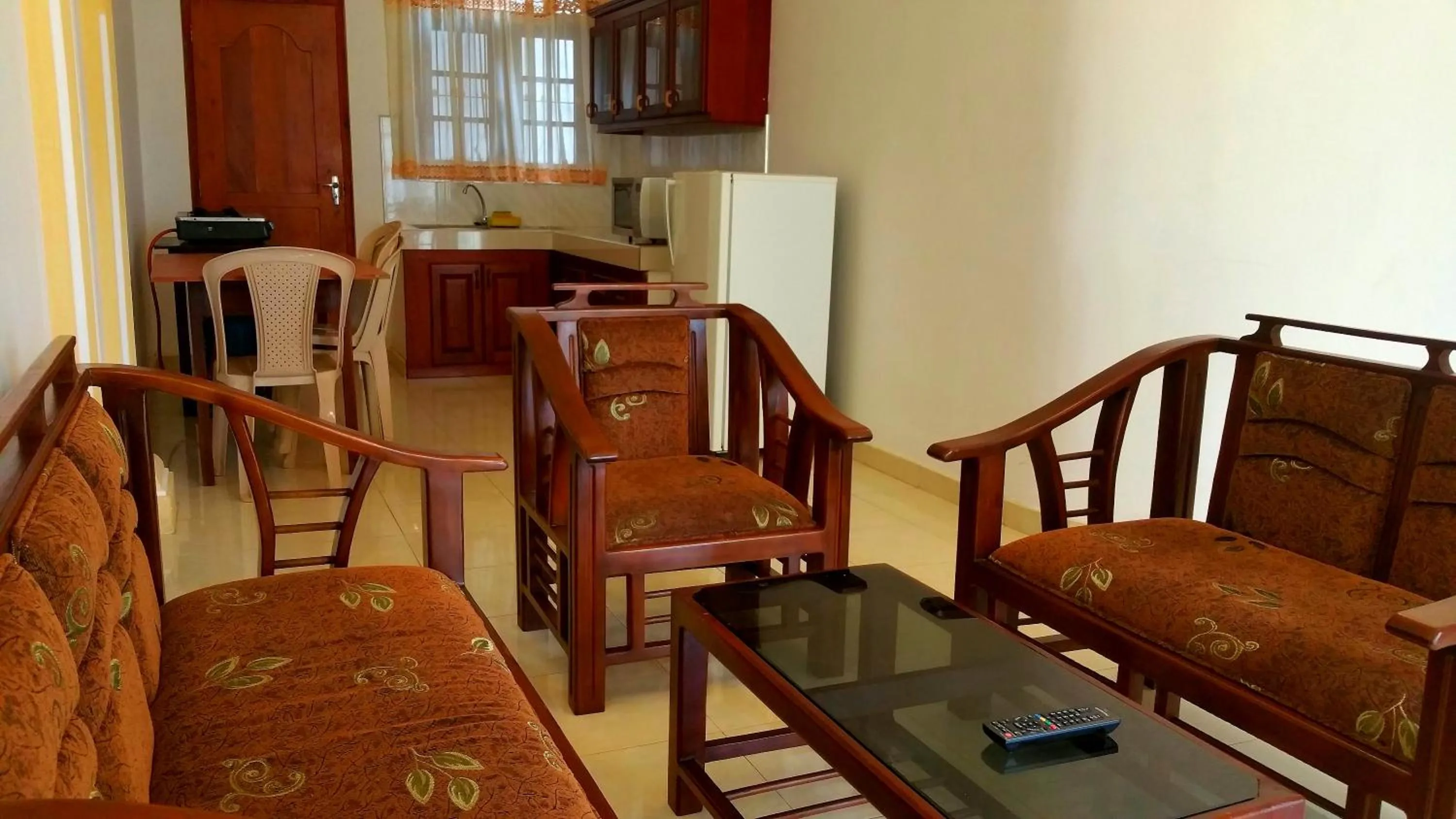 Day in Holiday Fashion Inn