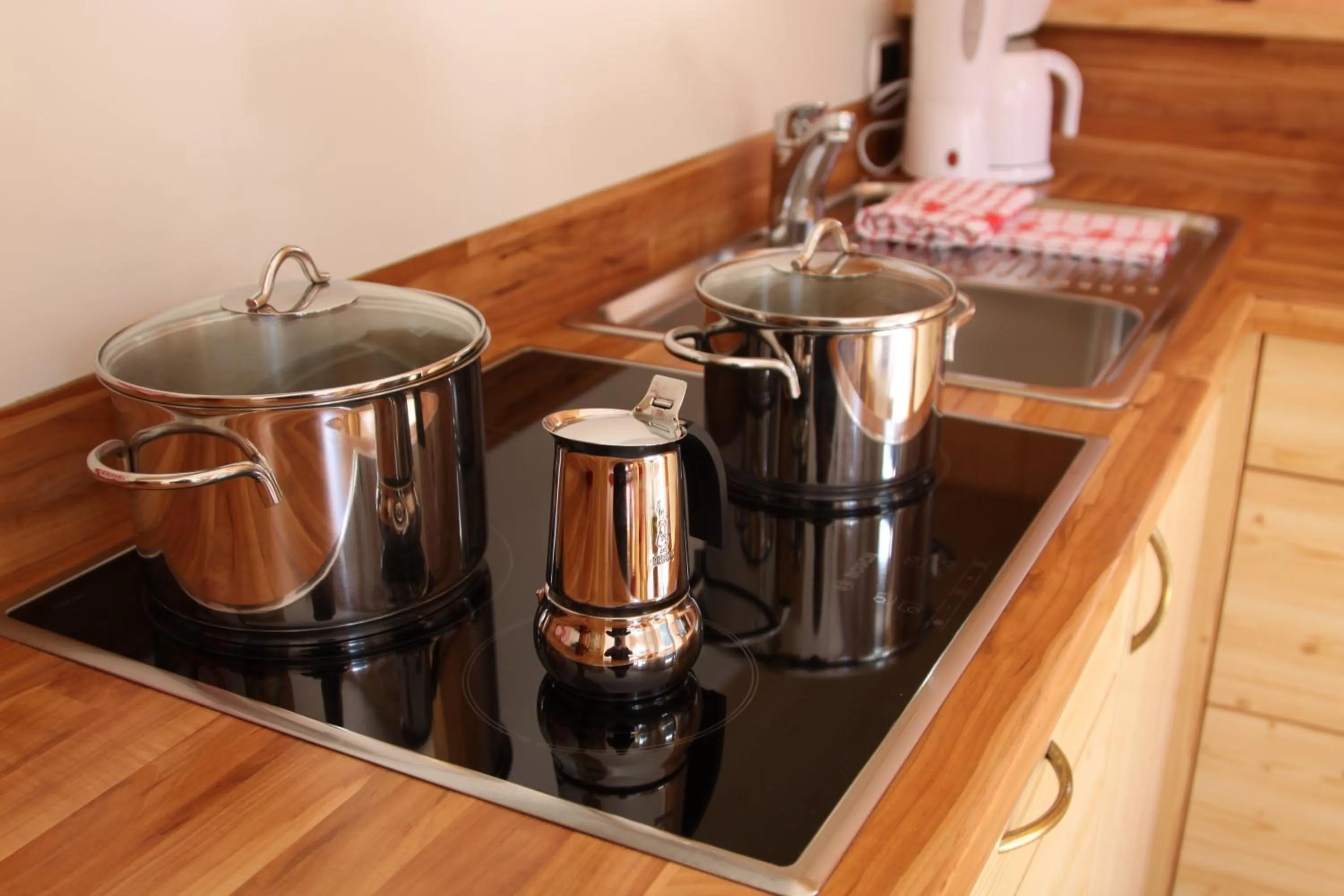 Coffee/tea facilities in Residence Cesa Ladina