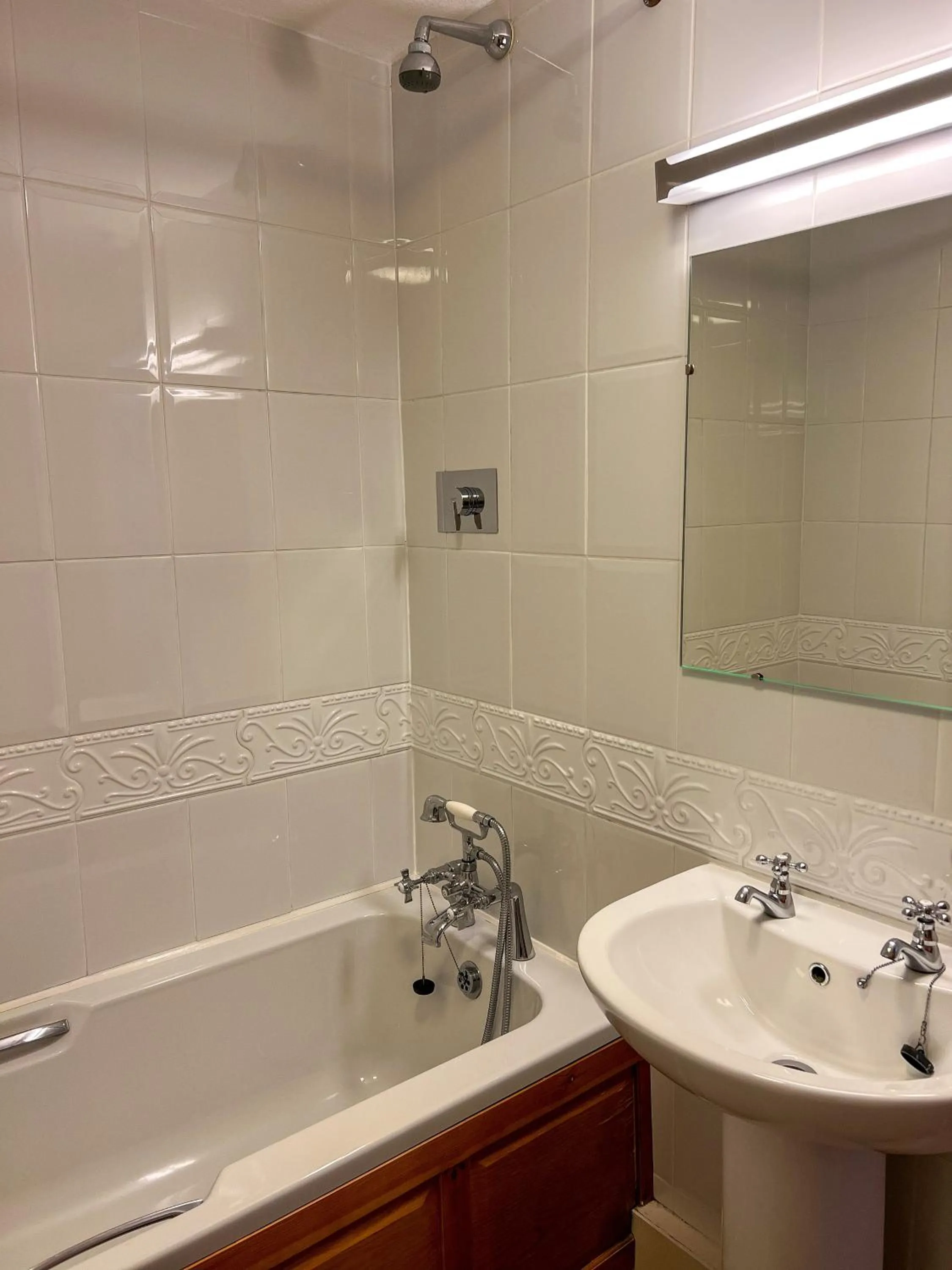 The Fat Lamb Country Inn and Nature Reserve