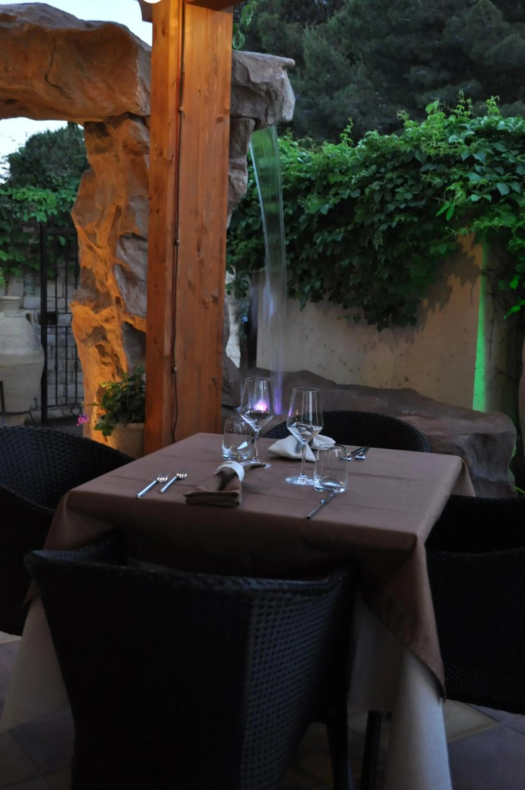 Restaurant/places to eat in Krimar Hotel