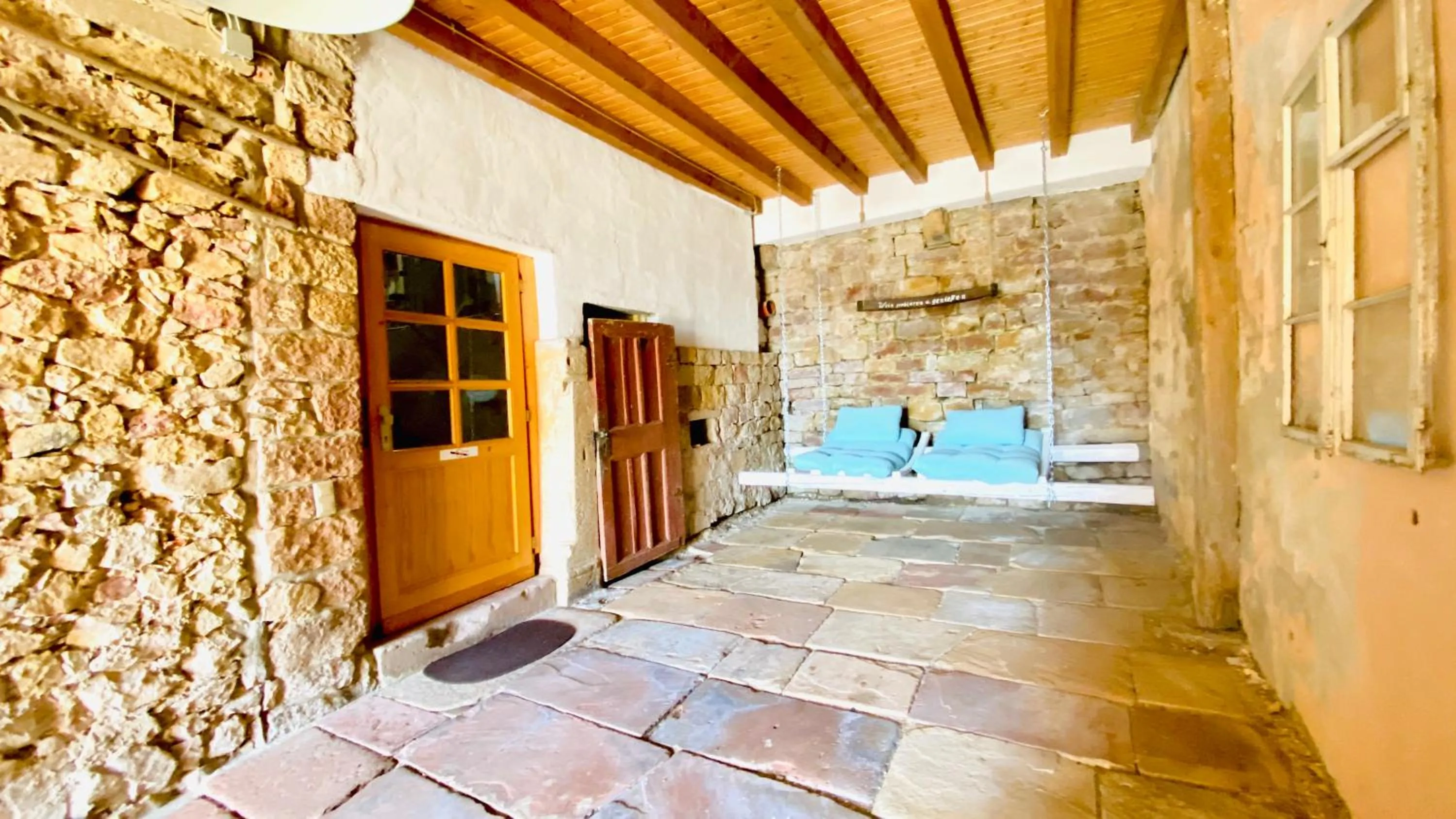 Facade/entrance in LANDHOTEL 1707 by Landgasthof Zickler