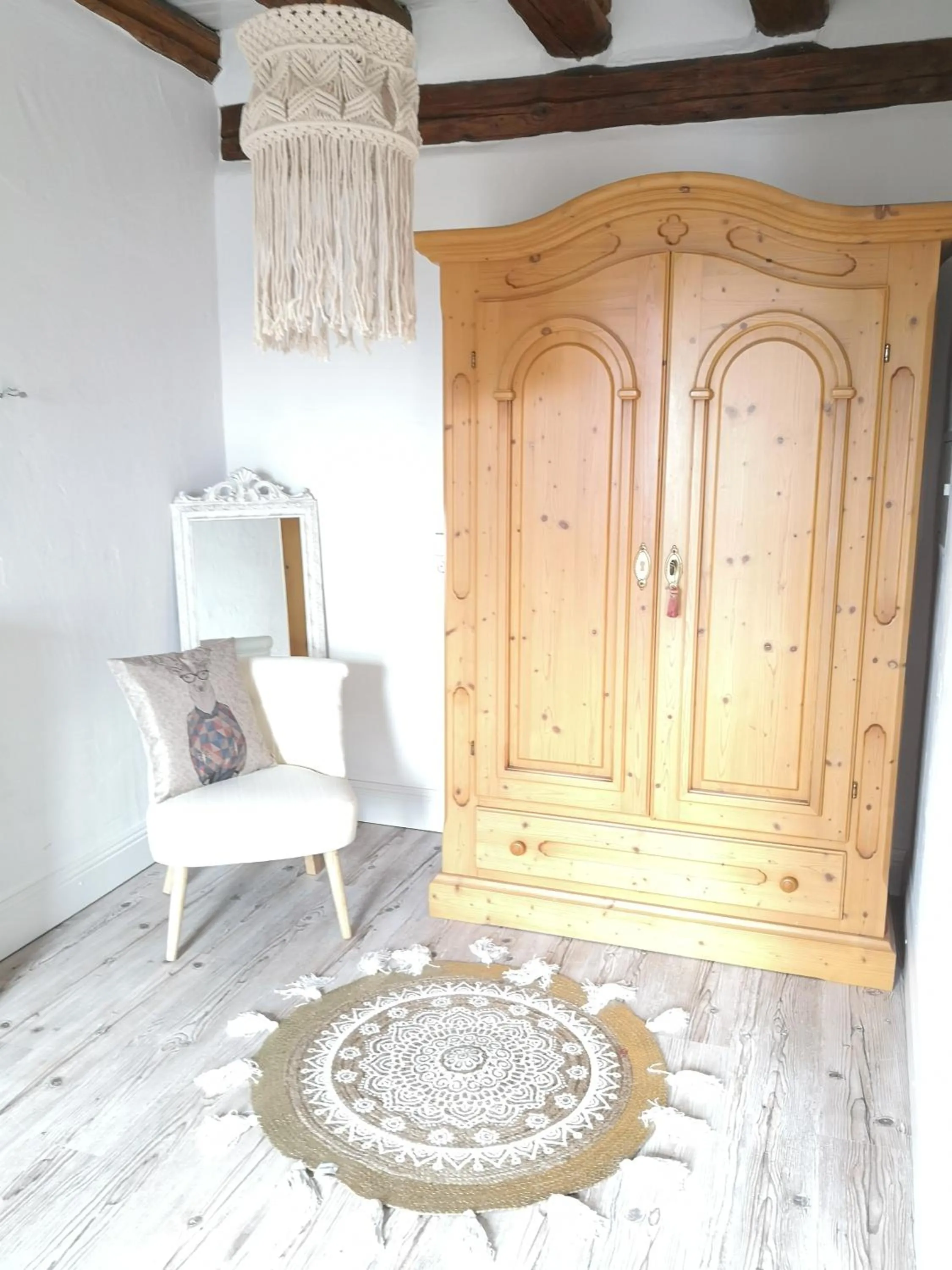 wardrobe in LANDHOTEL 1707 by Landgasthof Zickler