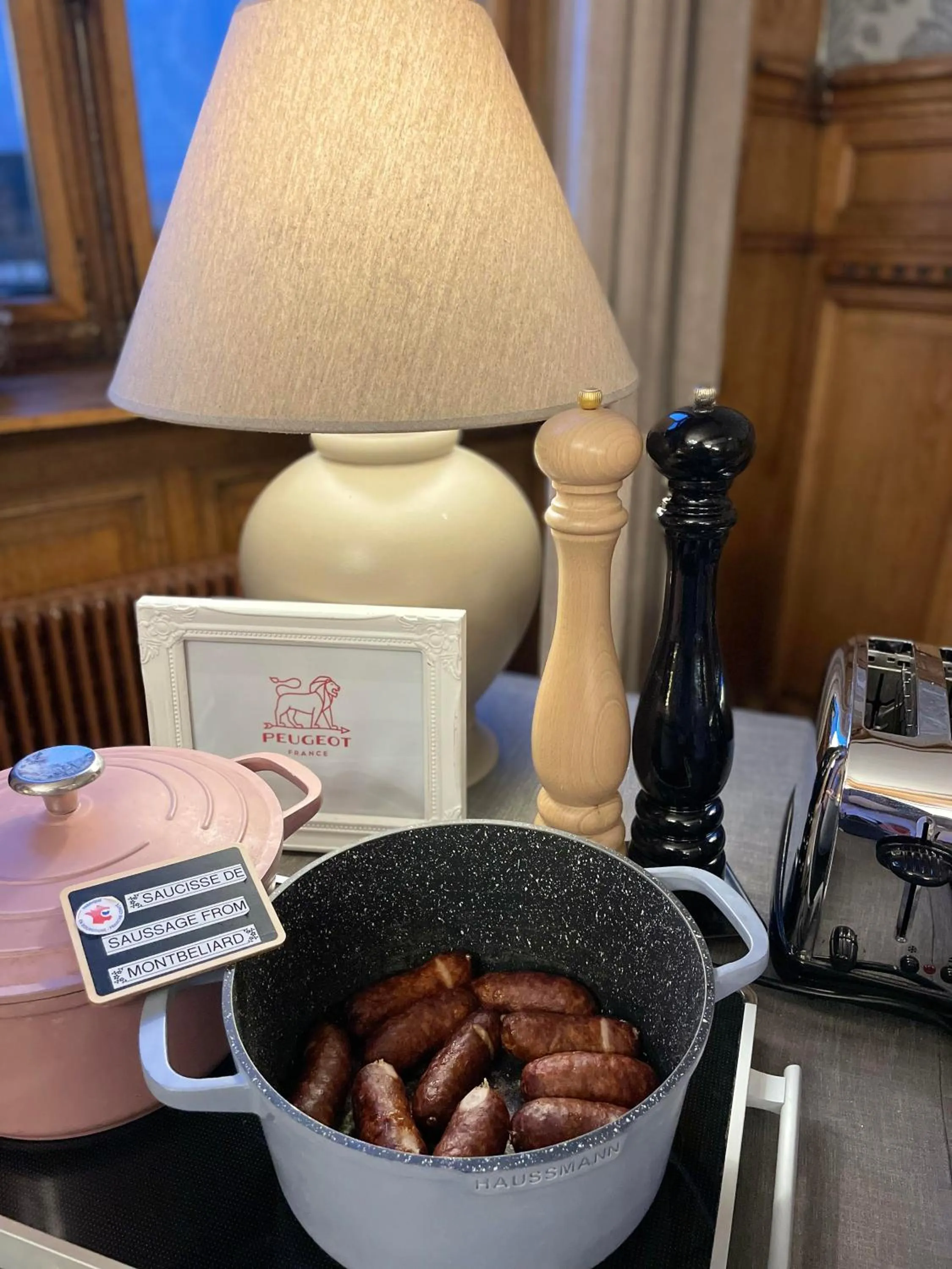 Breakfast in The Originals Boutique, Hôtel de la Balance, Montbéliard
