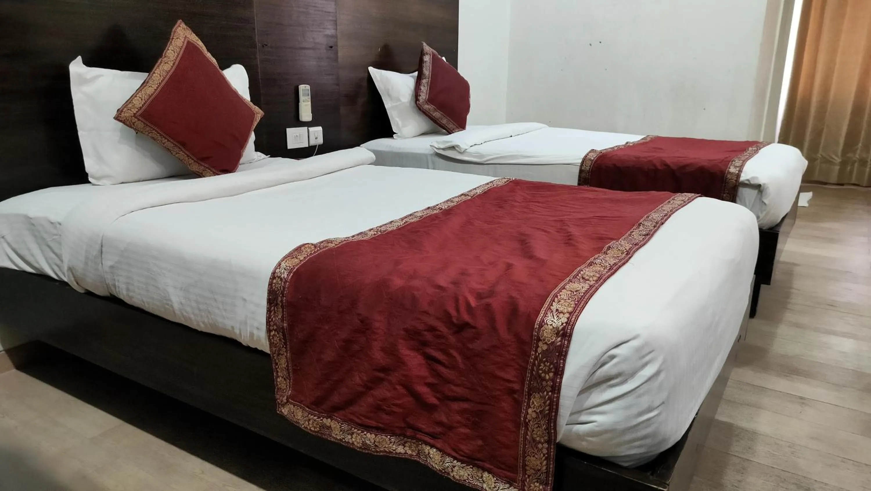 Photo of the whole room, Bed in 66 Residencey