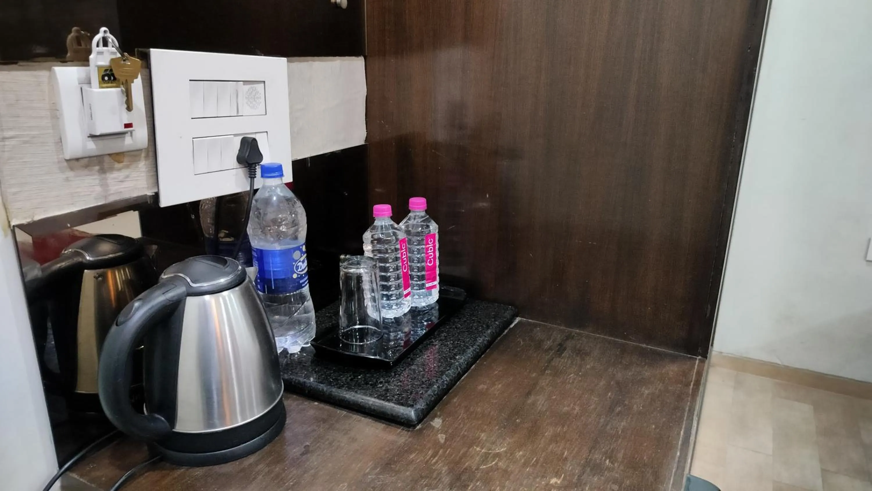 Coffee/tea facilities in 66 Residencey