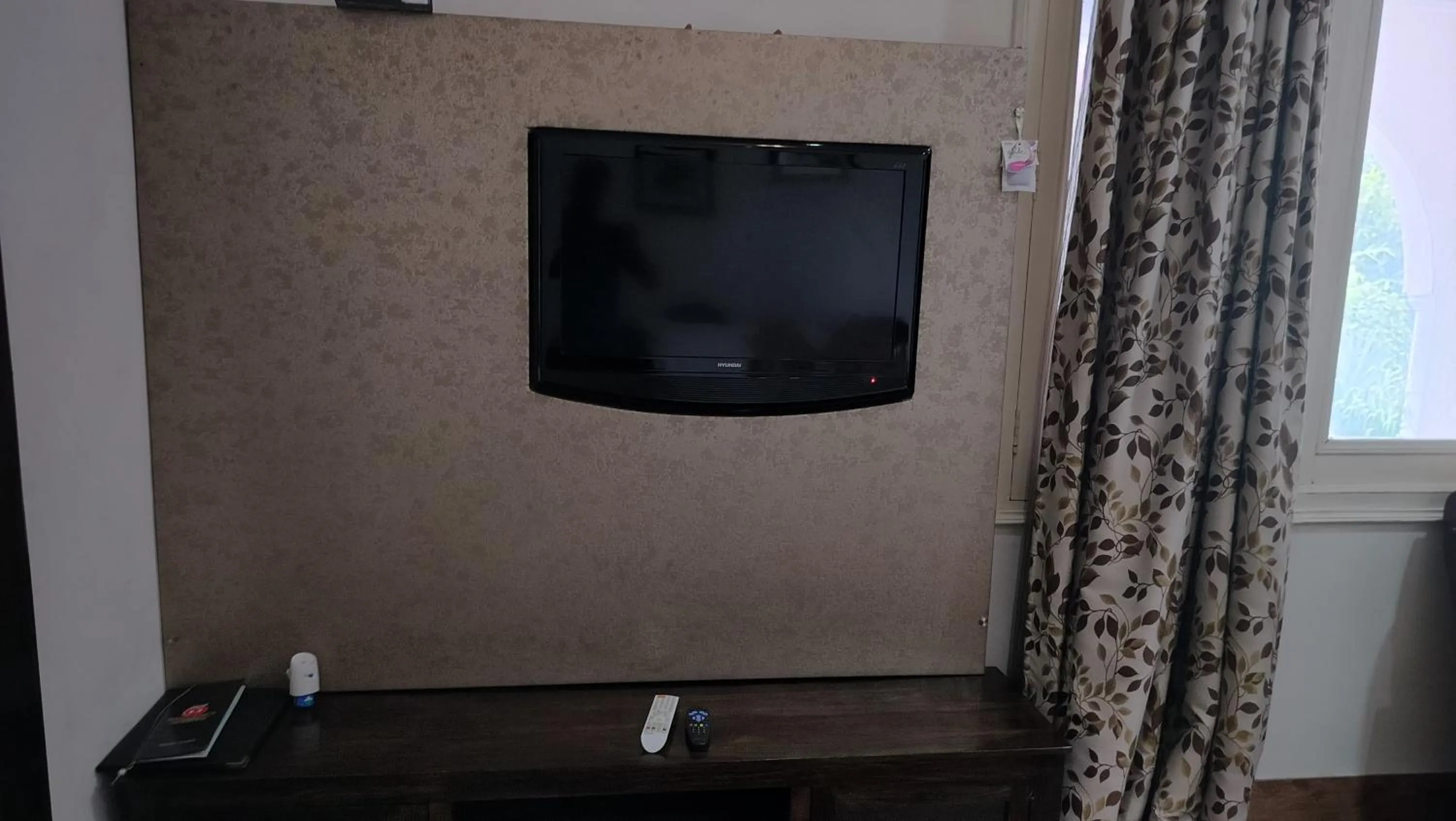 Area and facilities in 66 Residencey