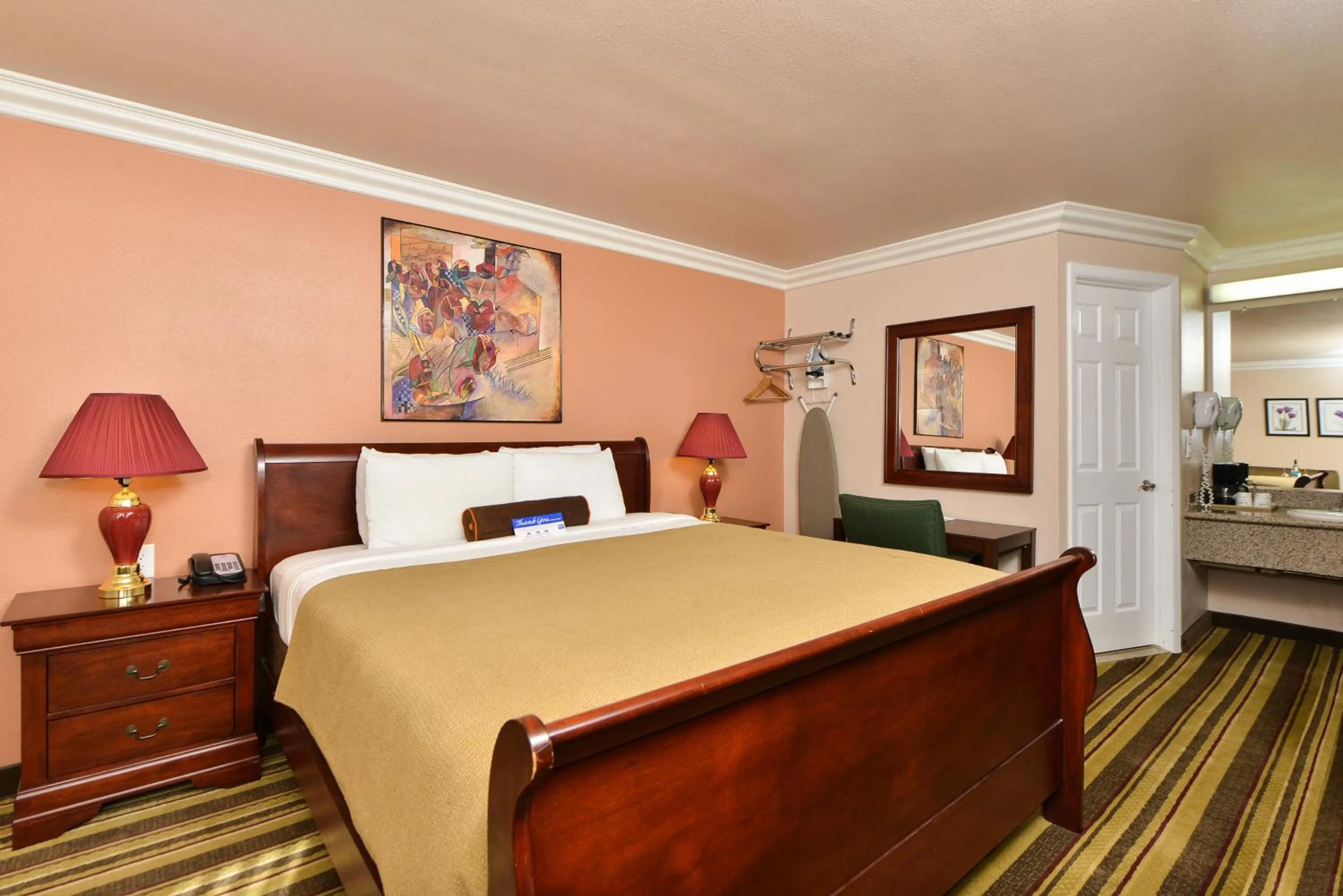 Bedroom, Bed in Inn by the sfo