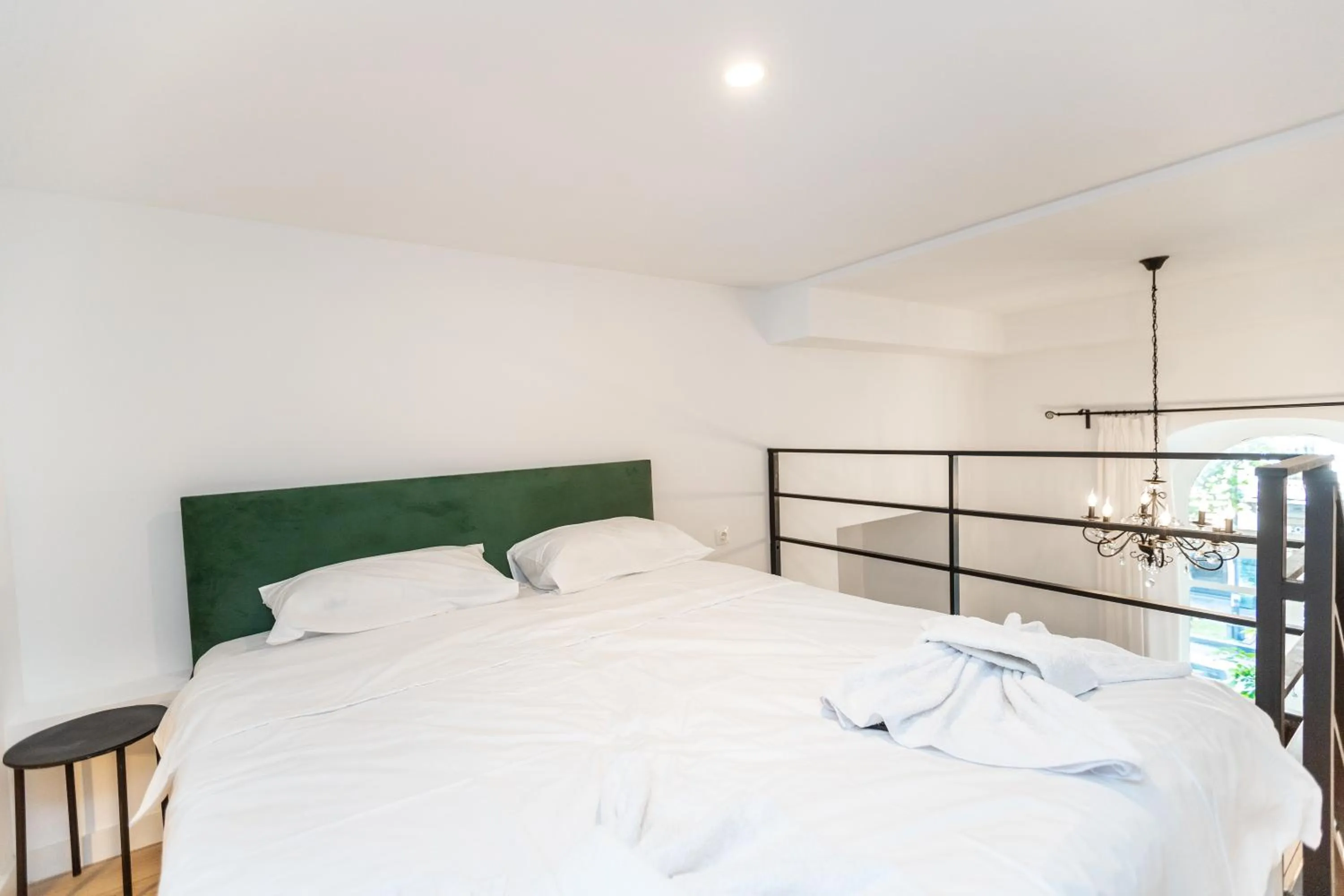 Bed in Shota Rustaveli Aparthotel