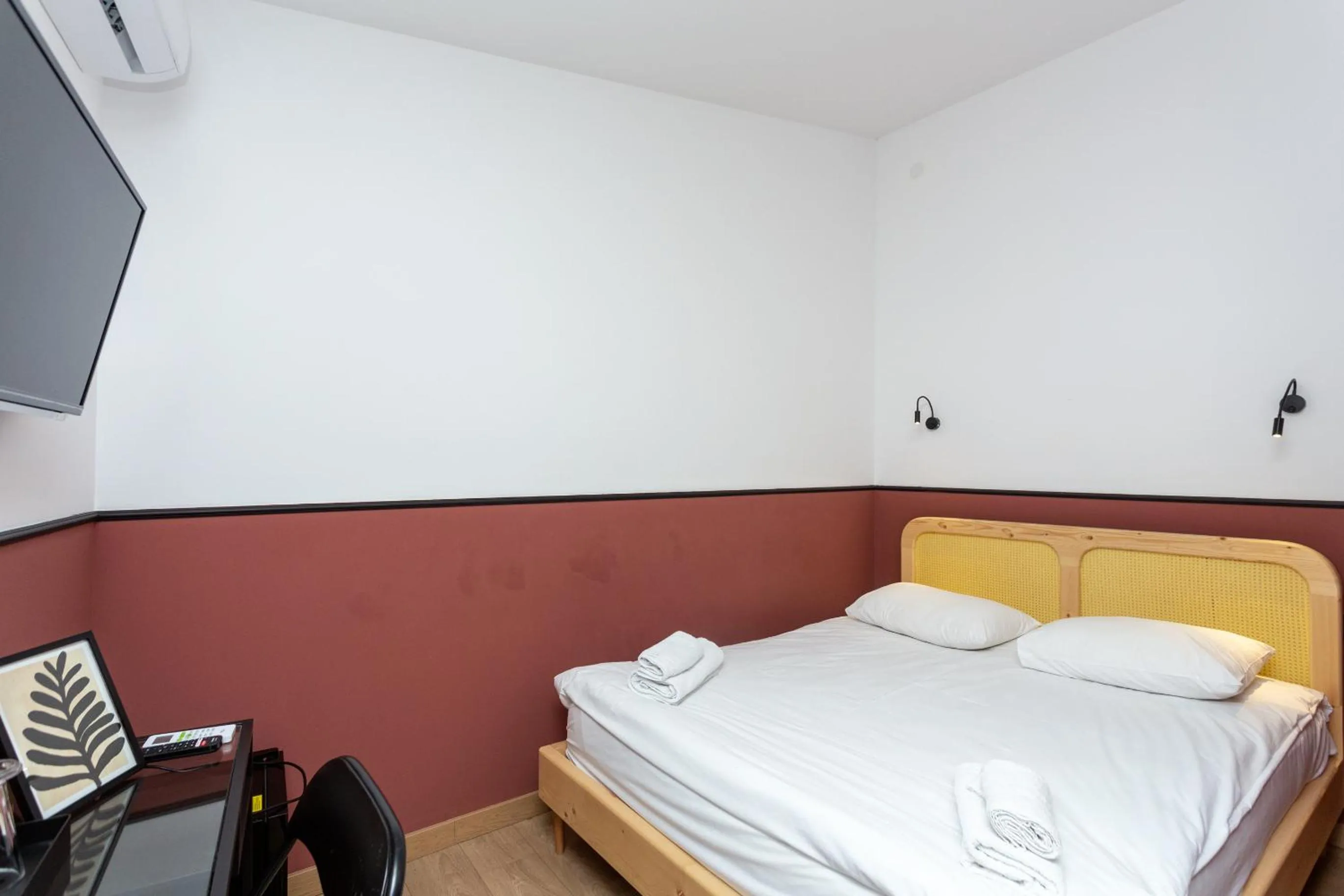 Bed in Shota Rustaveli Aparthotel