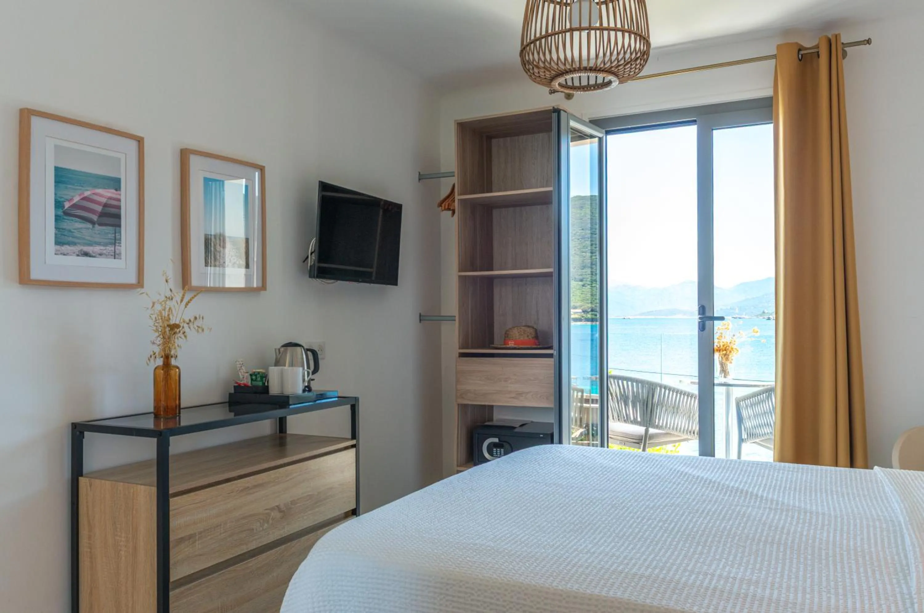 Bed in HOTEL CAMPOMORO