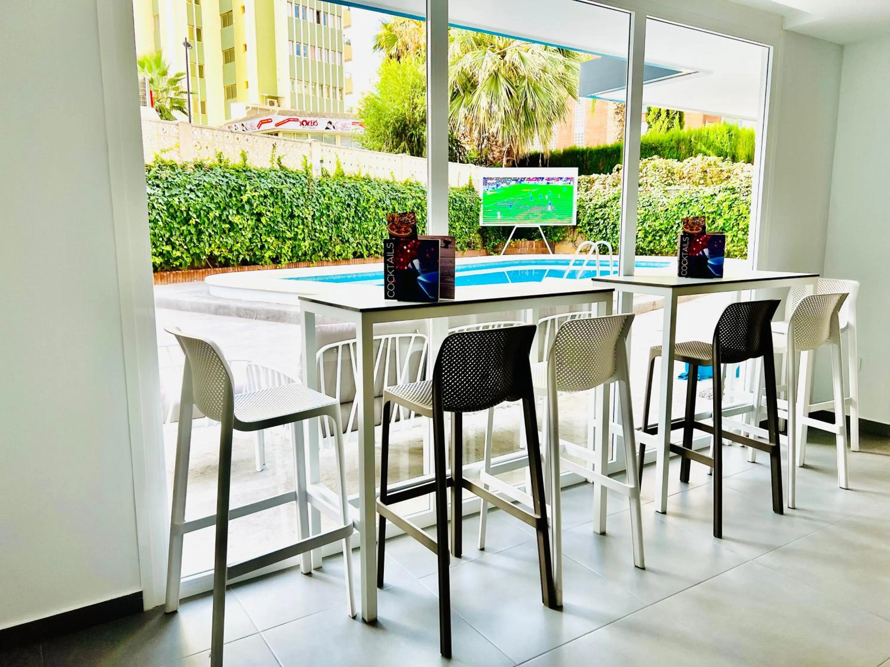 Pool view in Trebol One Apartments By Mc