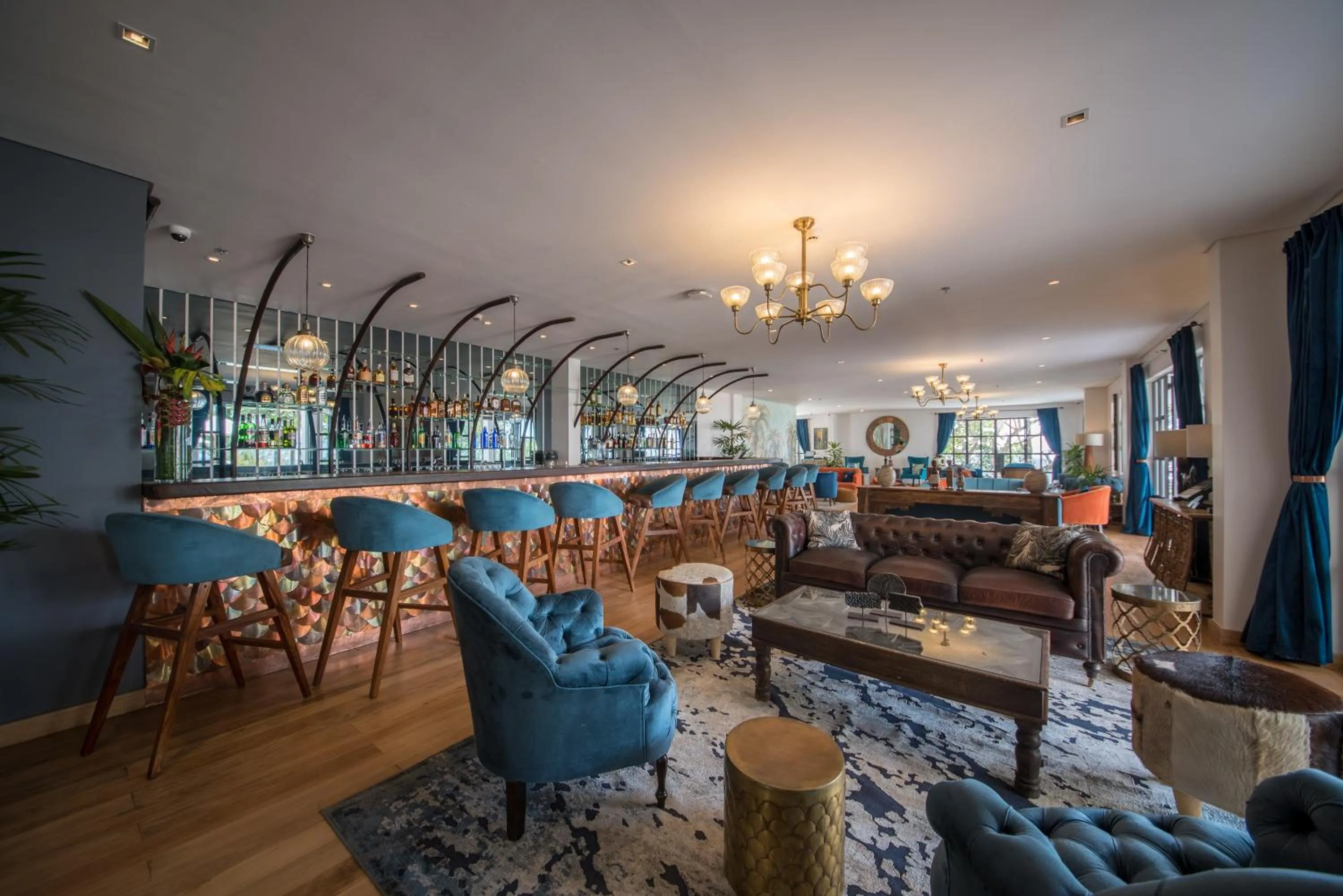 Restaurant/places to eat in Latitude 0 Degrees