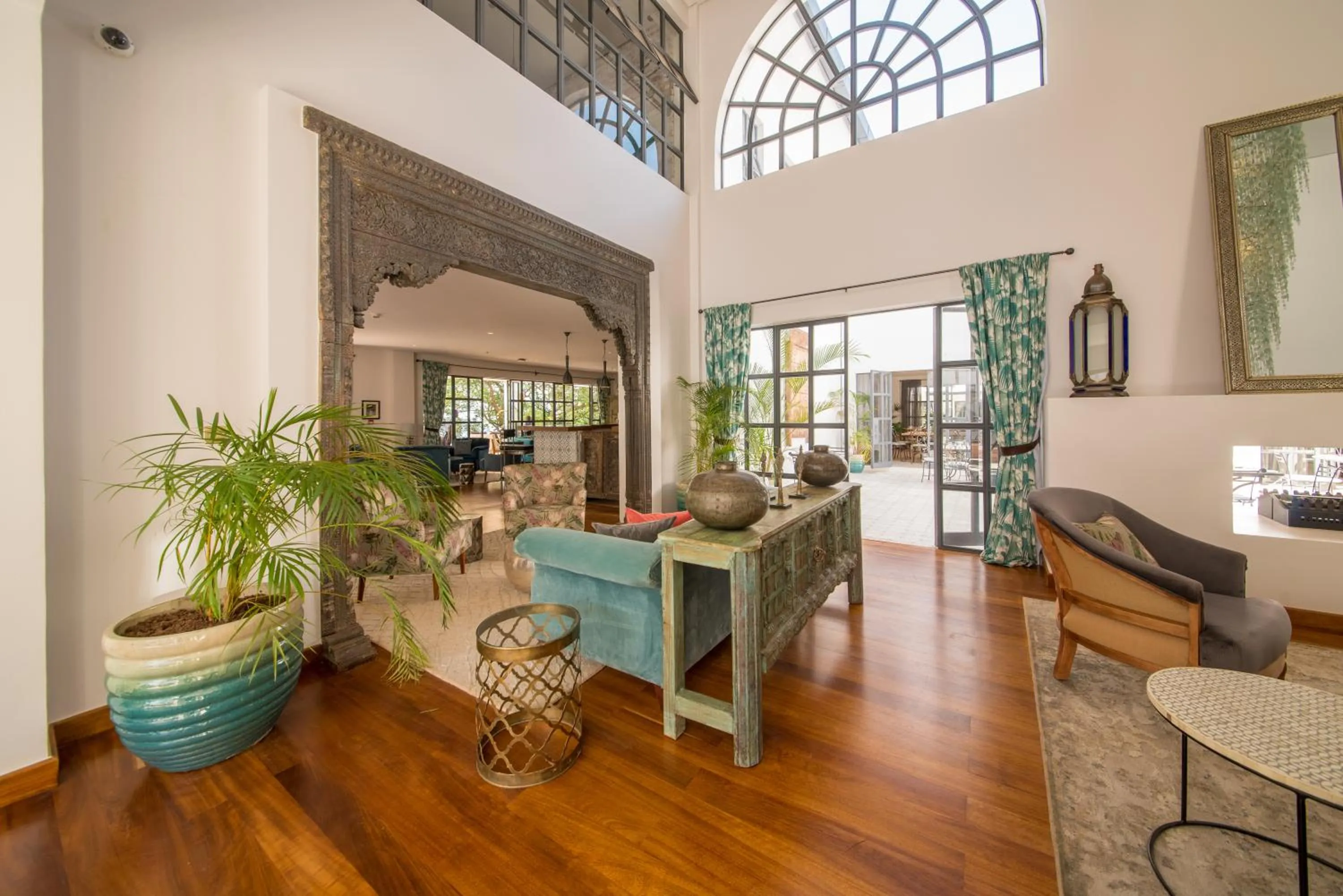 Lounge or bar in Latitude 0 Degrees