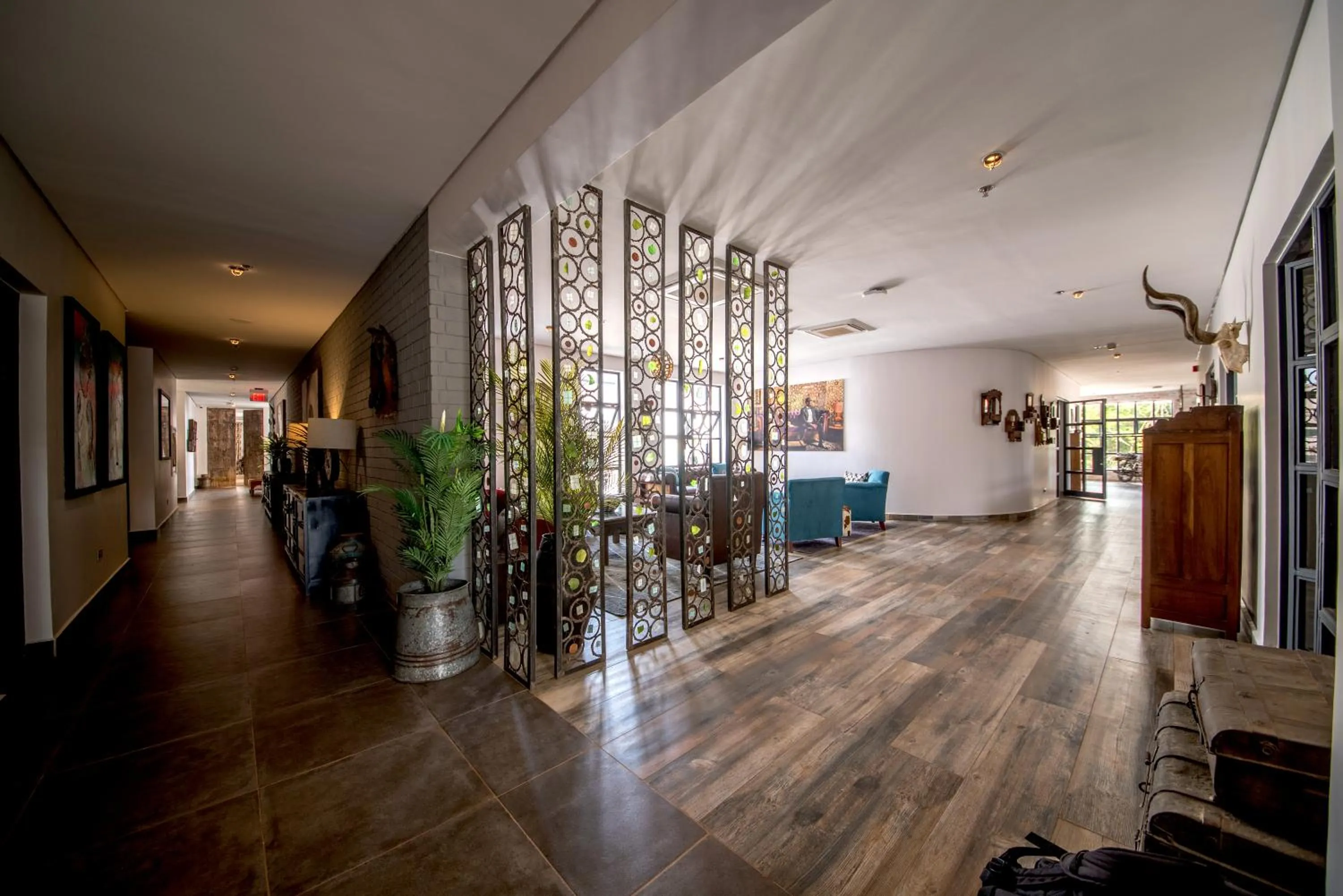 Decorative detail in Latitude 0 Degrees