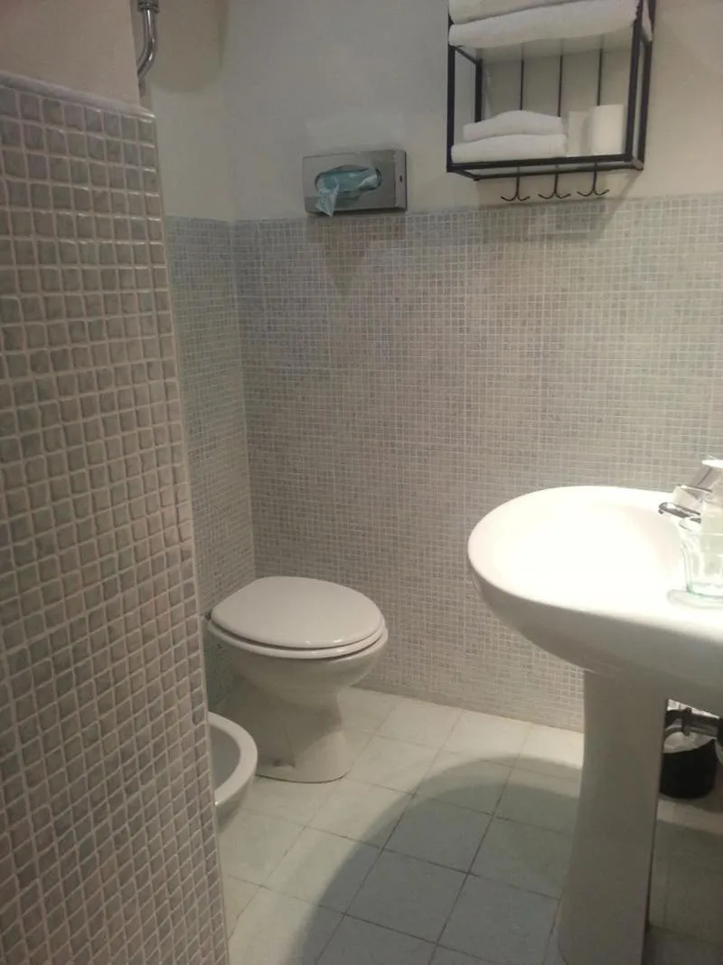 Bathroom in St. Peter Central Rooms B&B