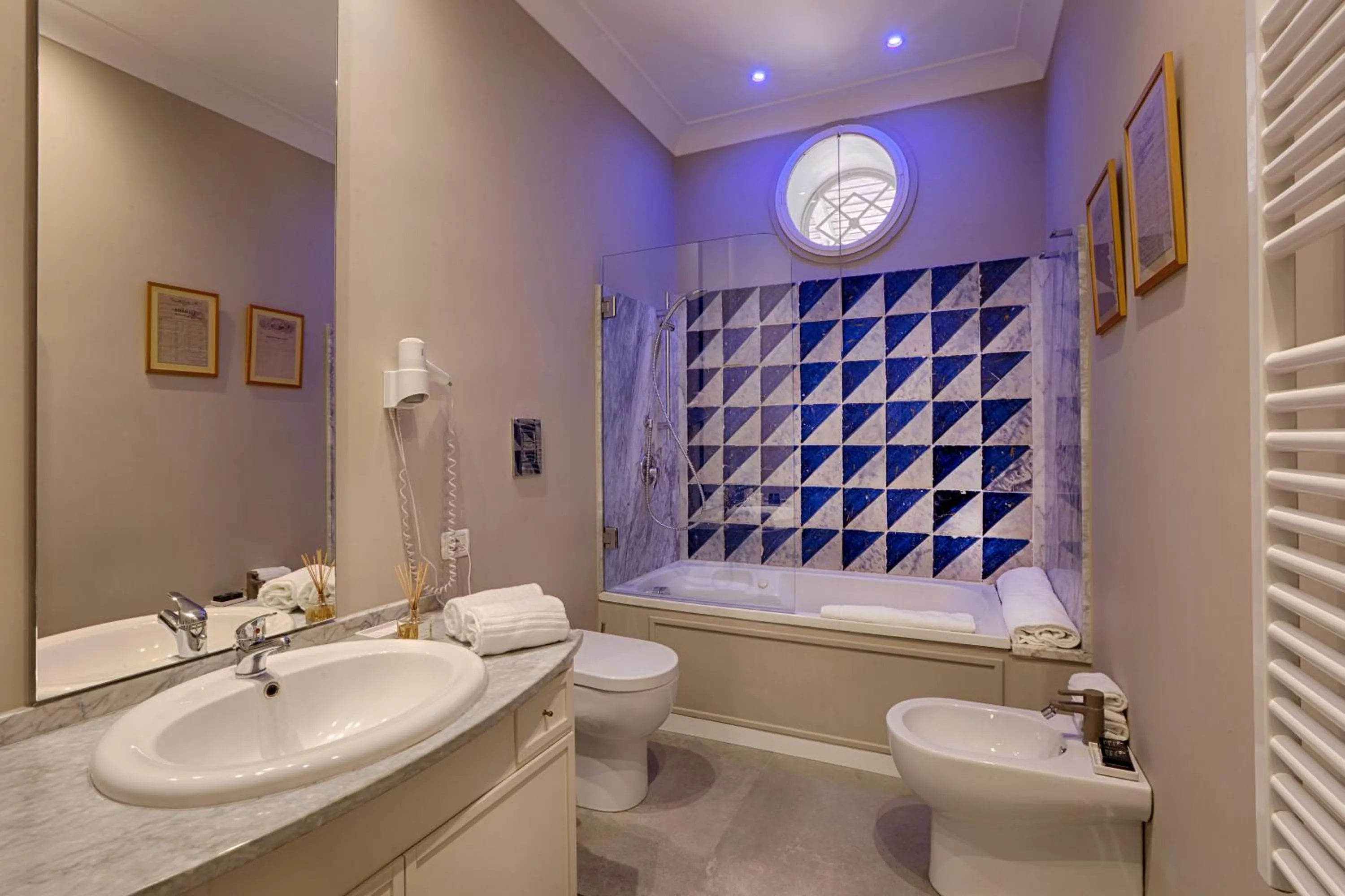 Shower in Casa Pacifico Pompei