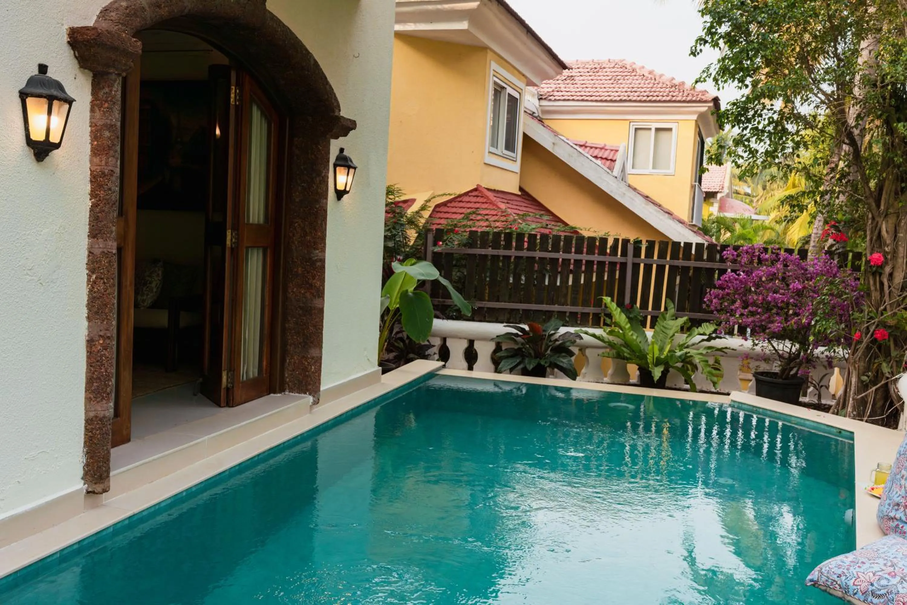 Aguada Anchorage - The Villa Resort, Candolim