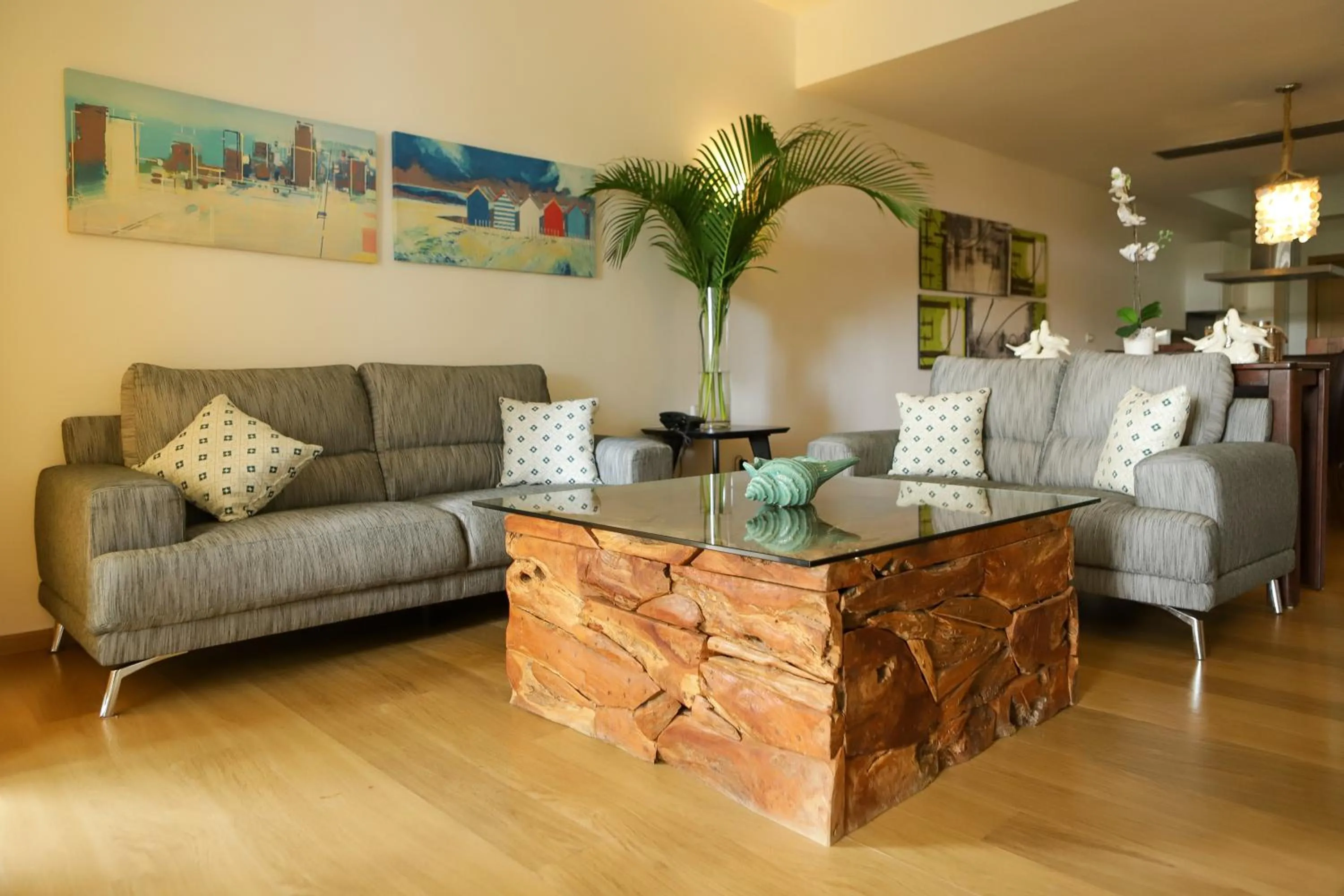 Sybaris Suites & Residences