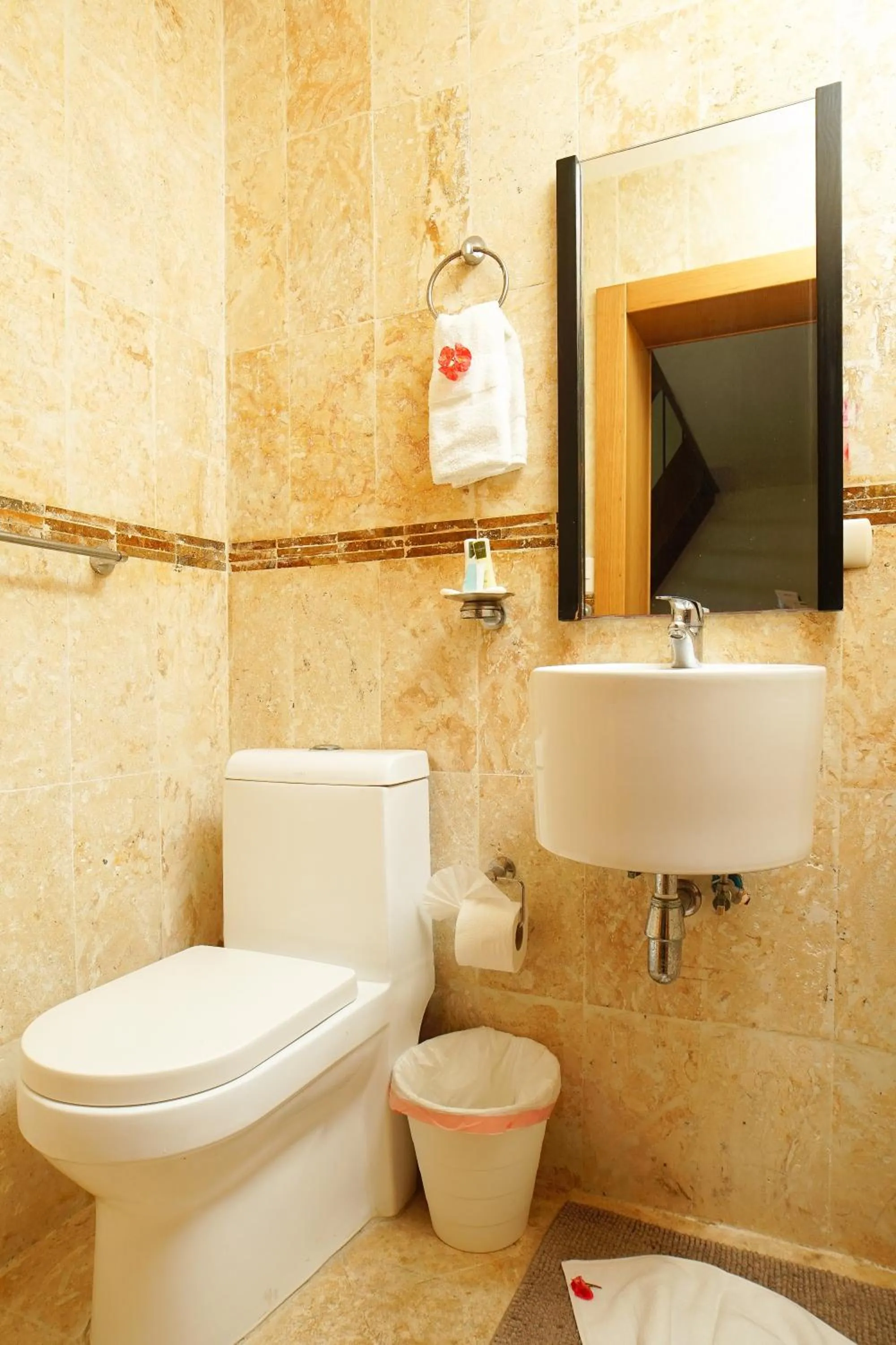 Sybaris Suites & Residences