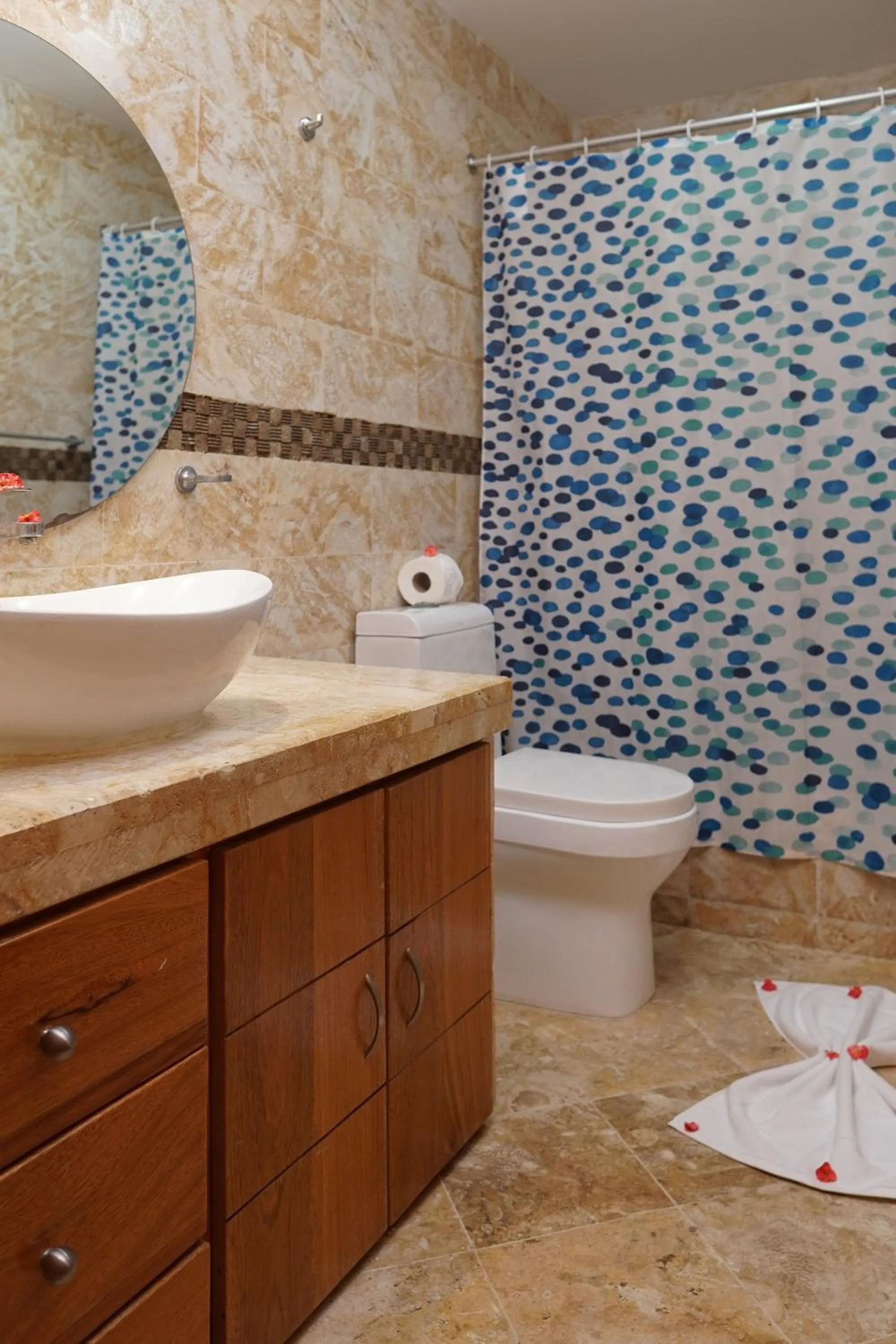 Sybaris Suites & Residences