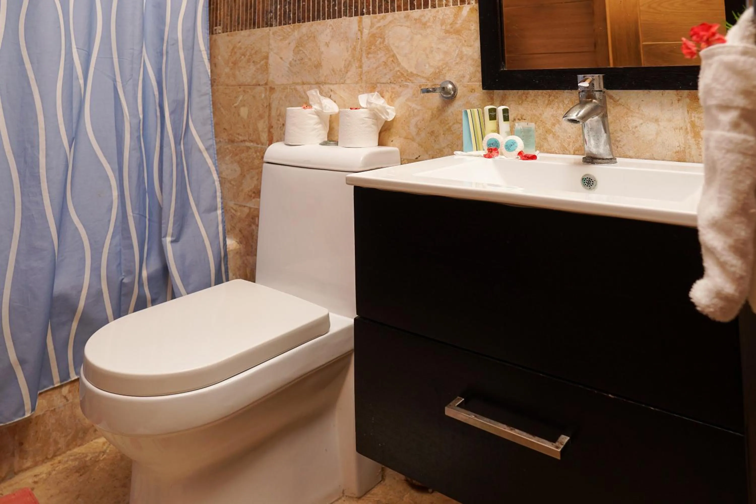 Sybaris Suites & Residences