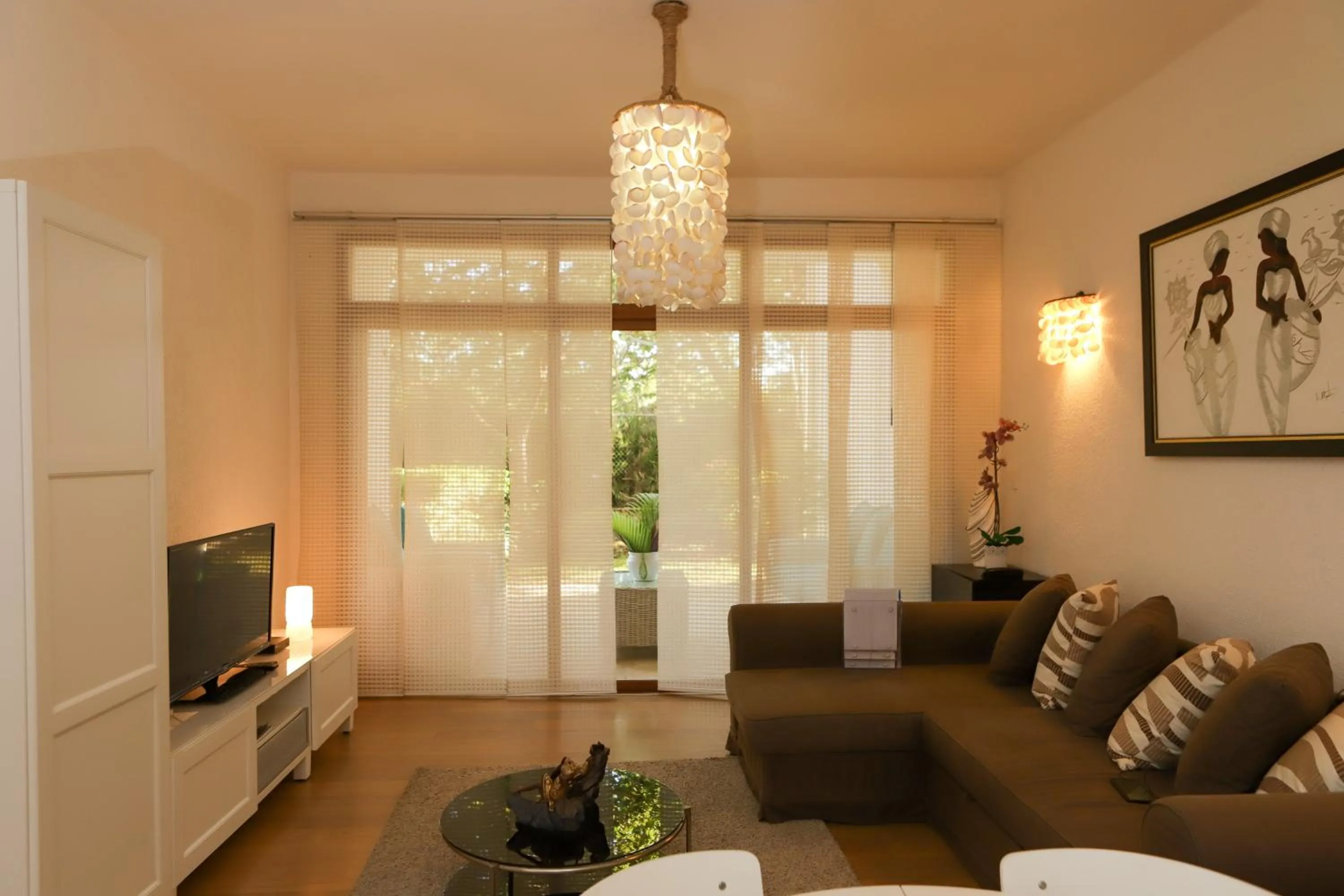 Sybaris Suites & Residences