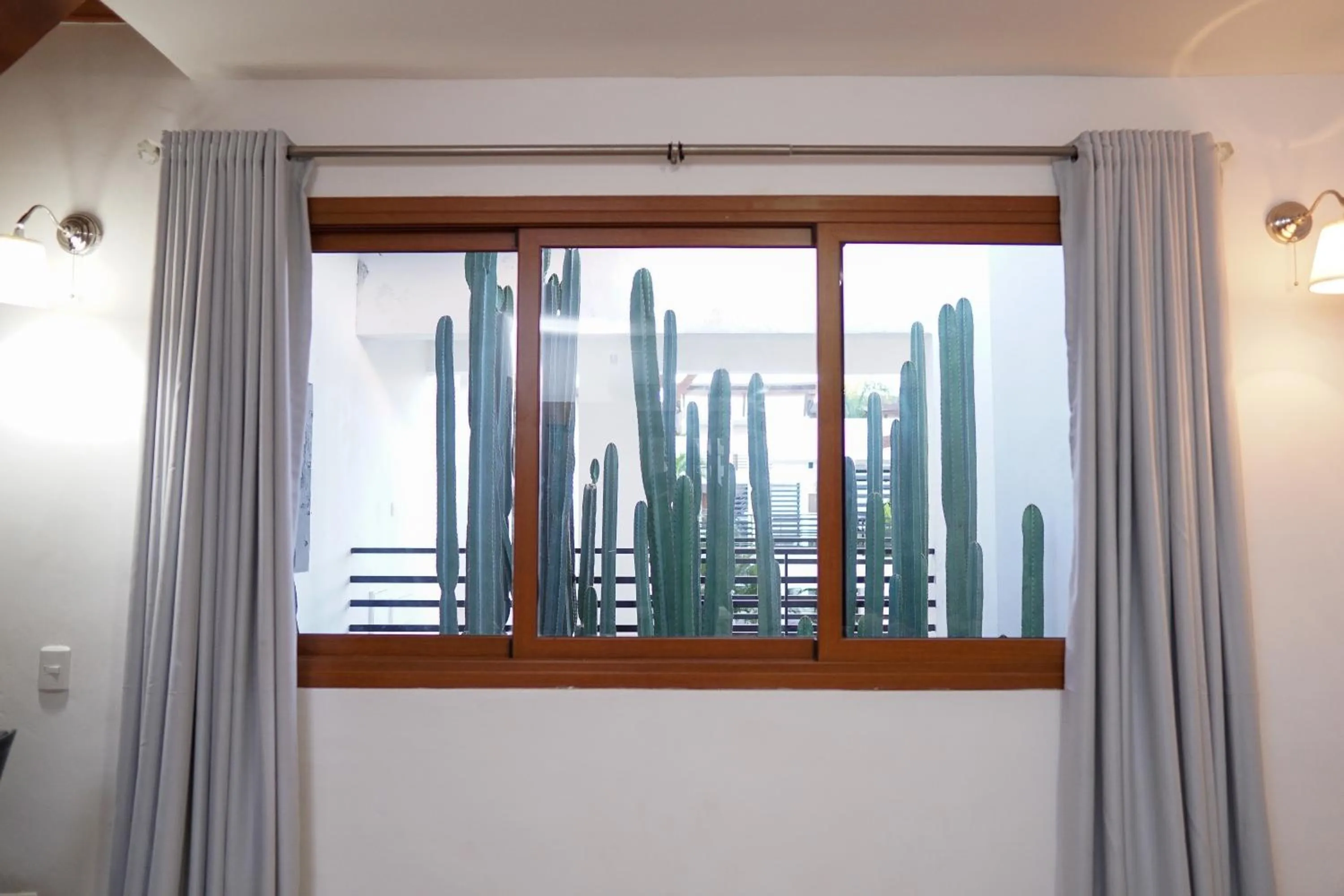 Sybaris Suites & Residences