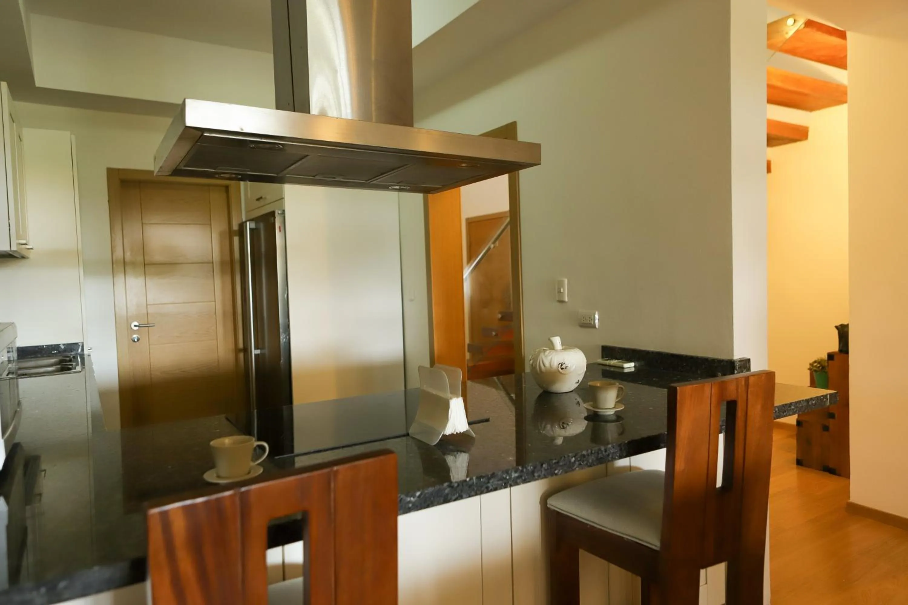 Sybaris Suites & Residences