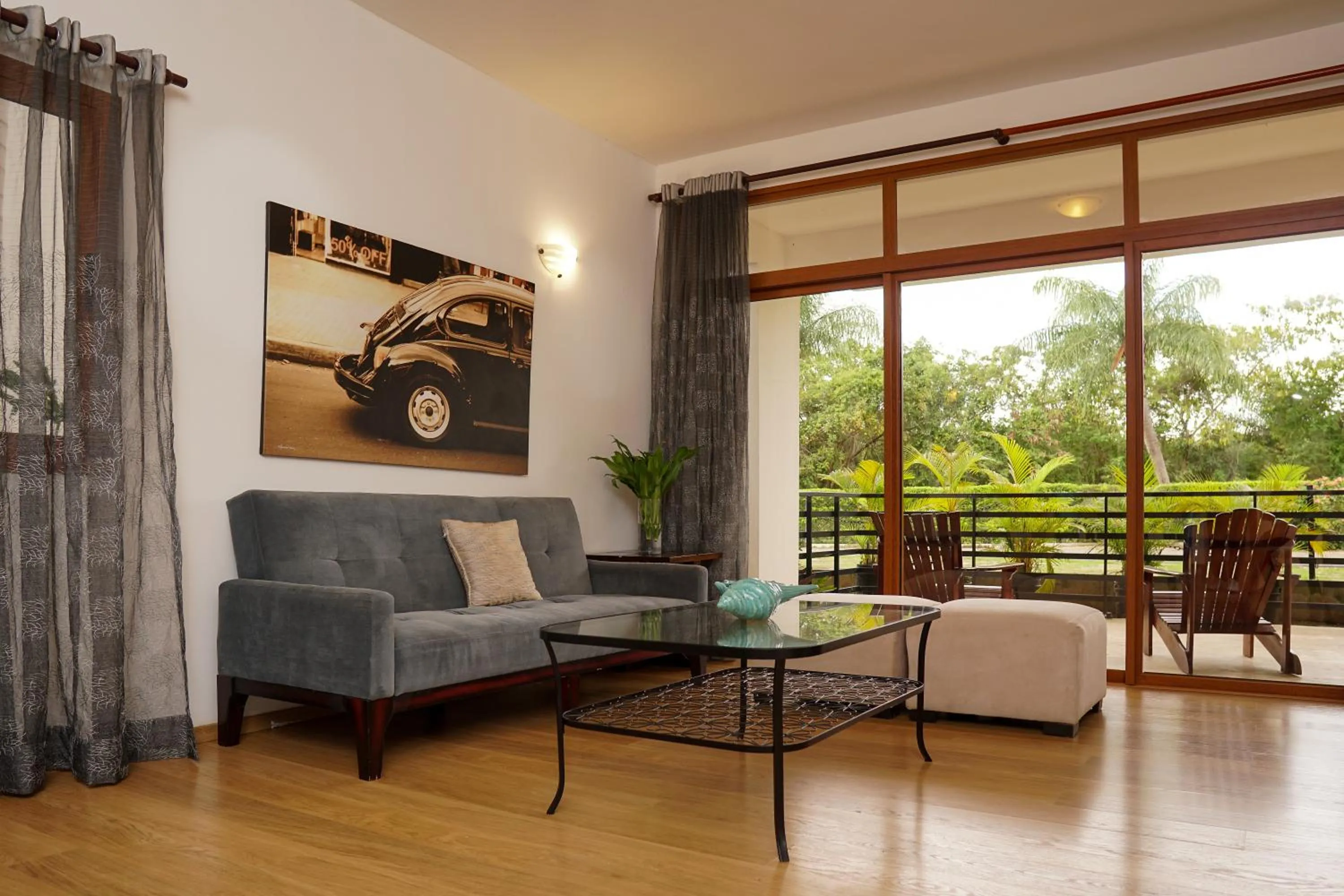 Sybaris Suites & Residences