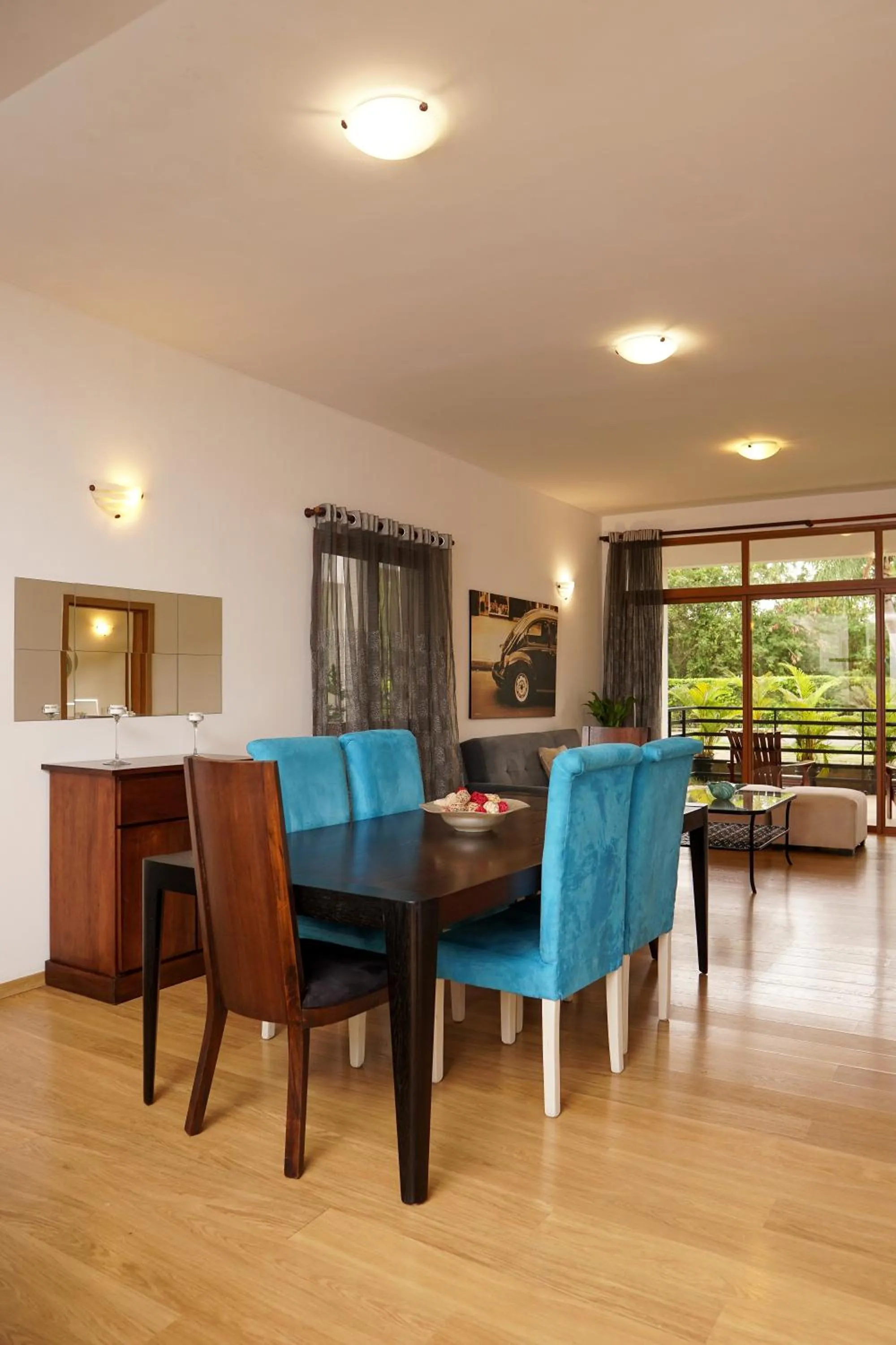 Sybaris Suites & Residences