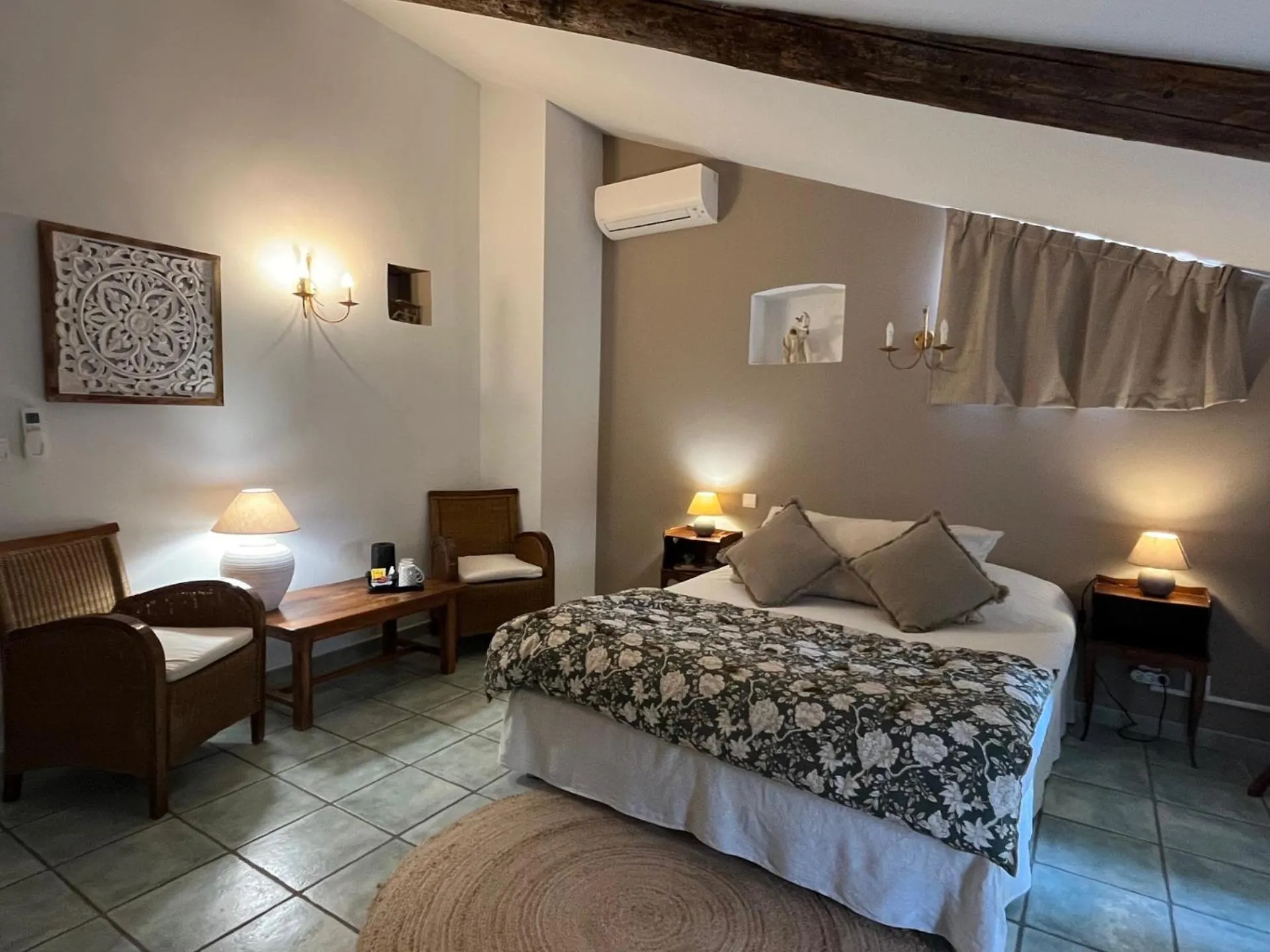 Photo of the whole room, Bed in Logis Hôtel La Bastide des Monges