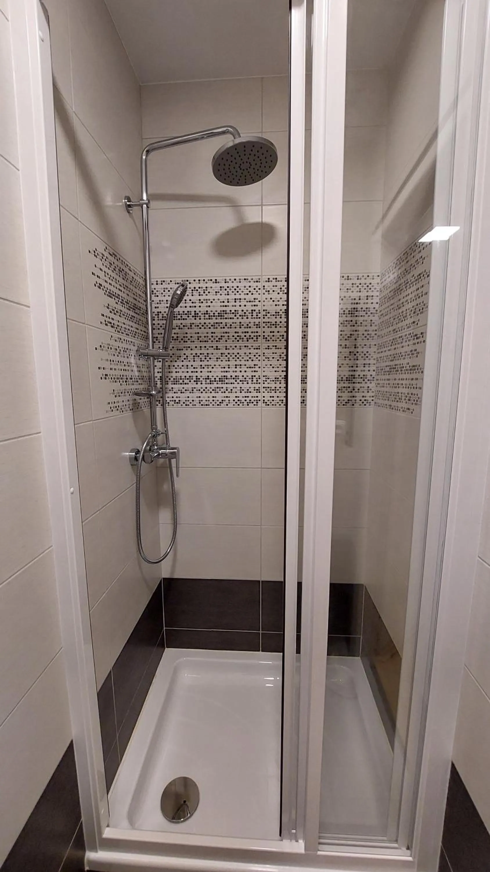 Shower in Bonvolon