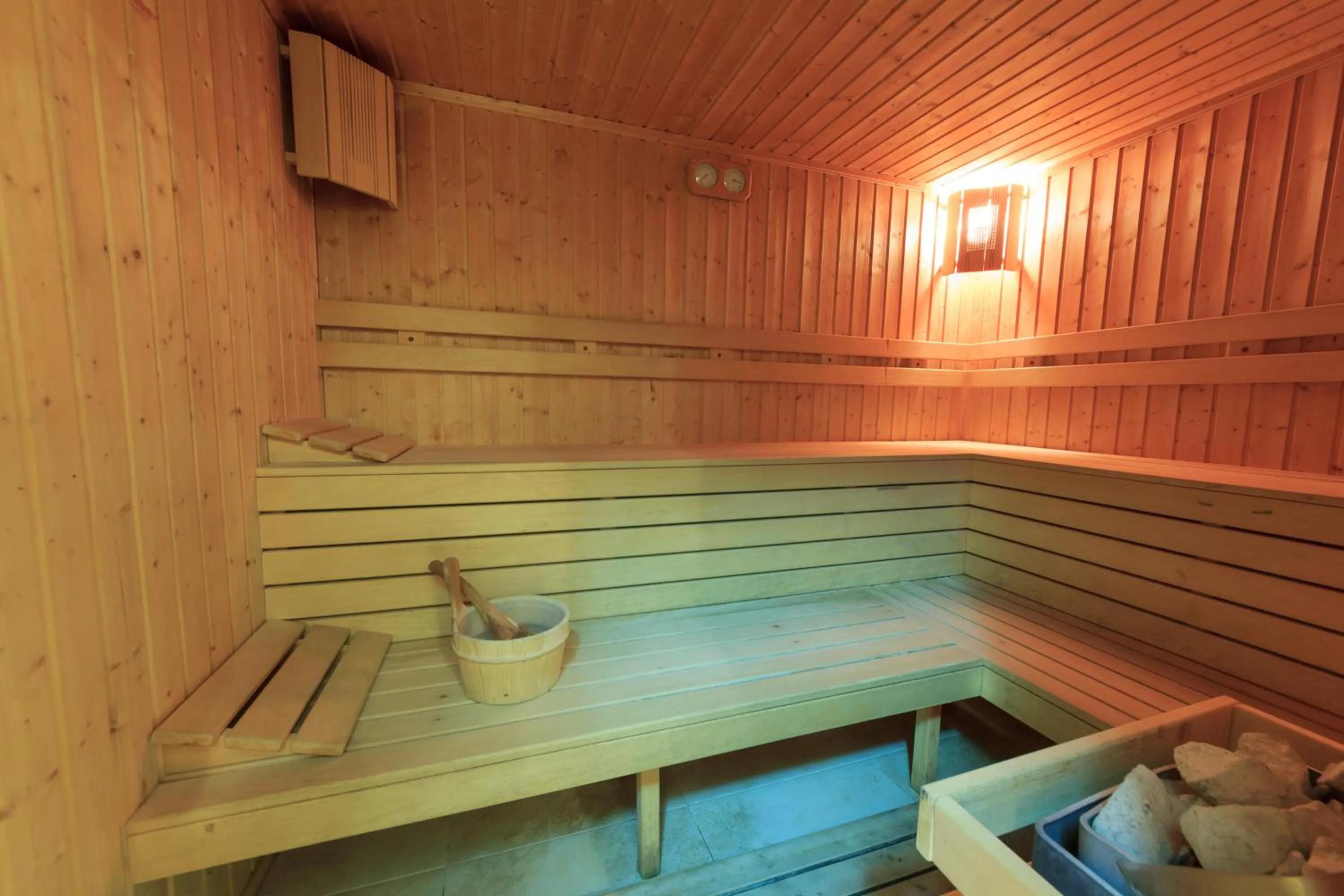 Spa and wellness centre/facilities in Relax Coop Hotel