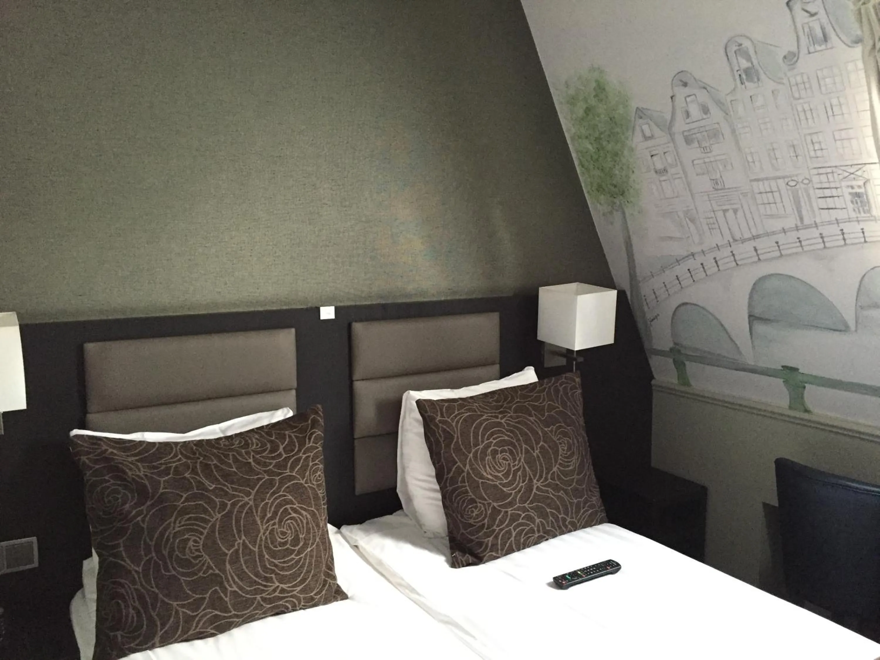 Bed in Hotel Clemens