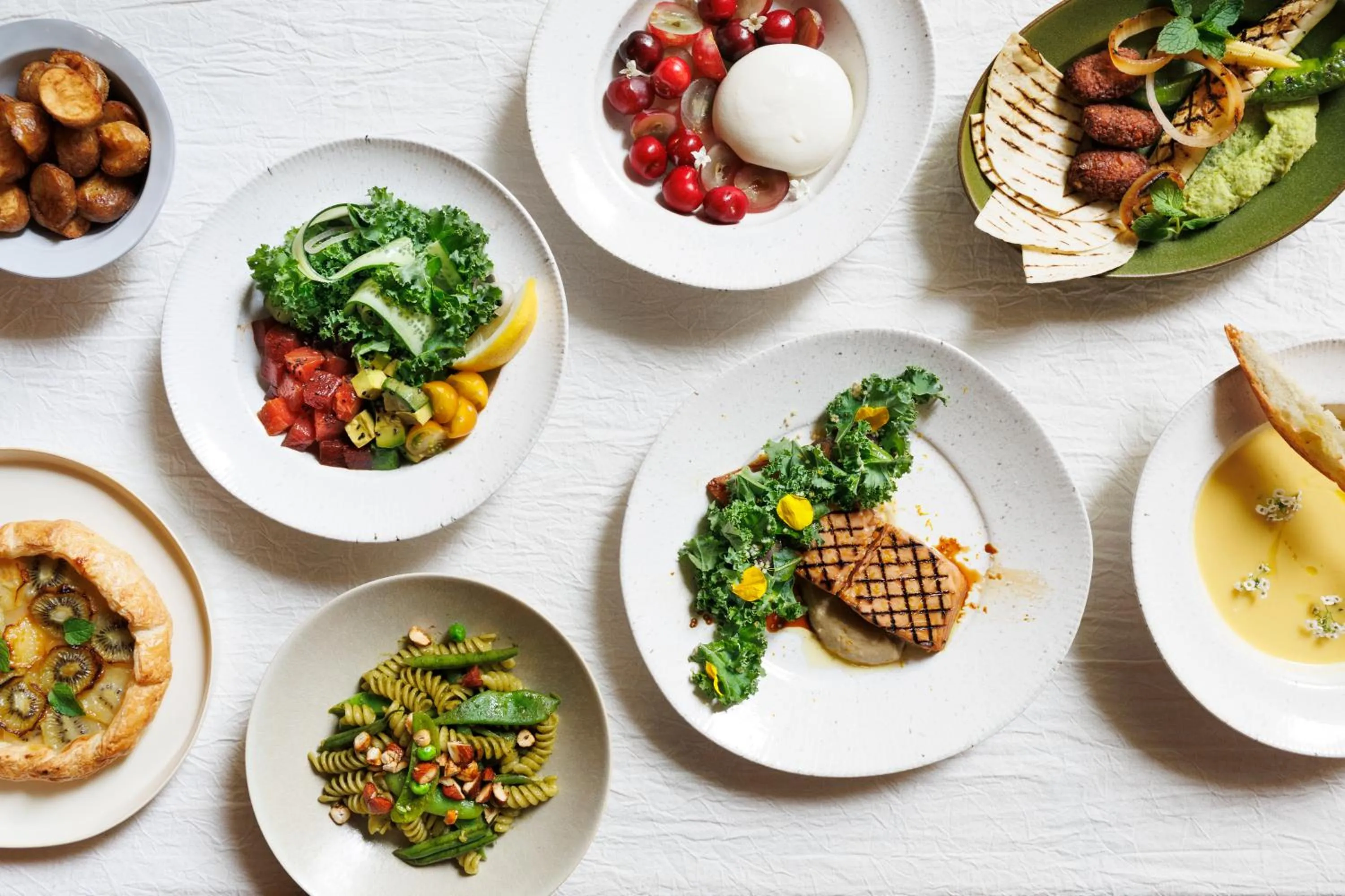 Restaurant/places to eat in GOOD NATURE HOTEL KYOTO