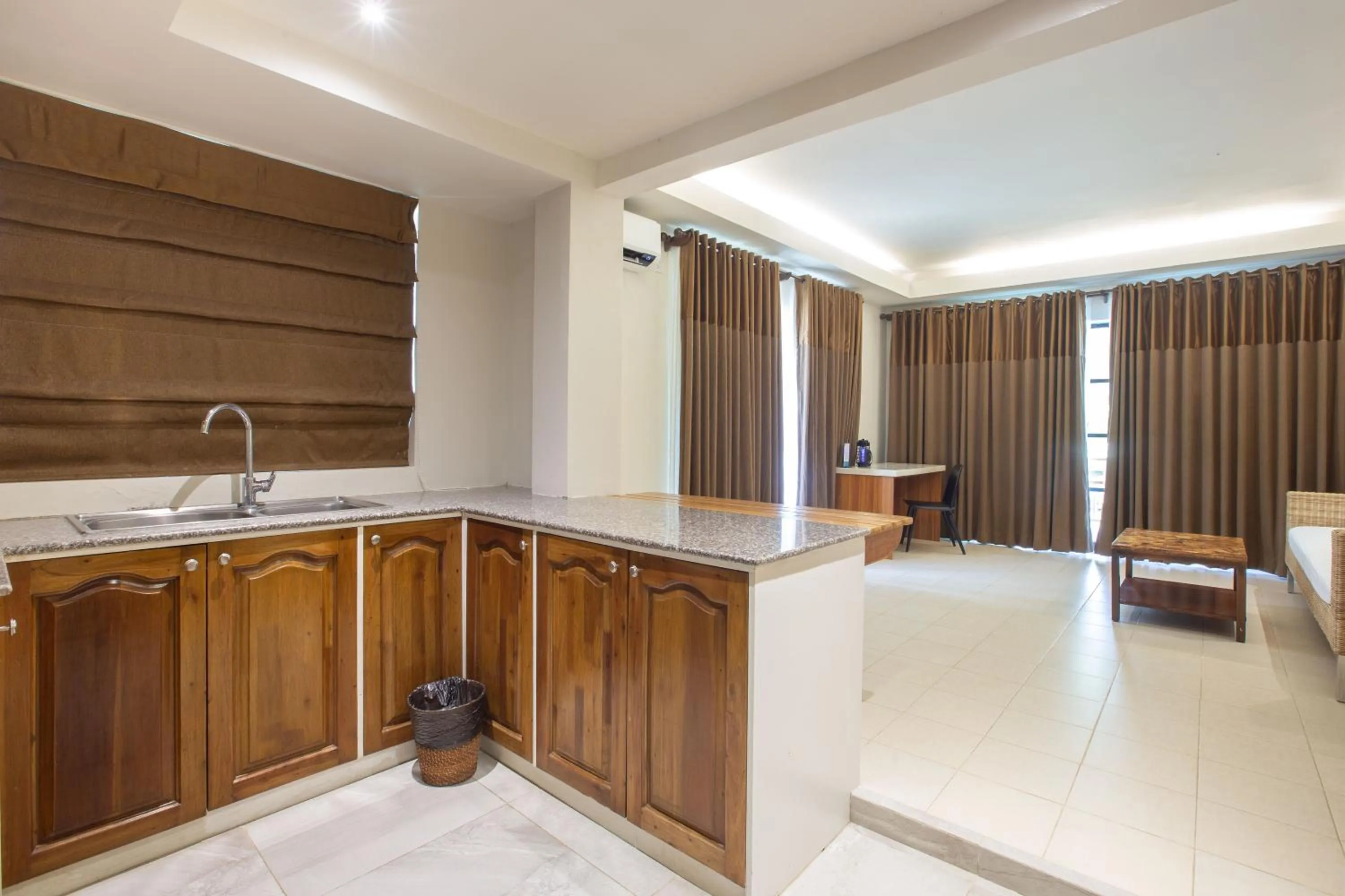 Kitchen or kitchenette in Golden Sands Destination Resorts