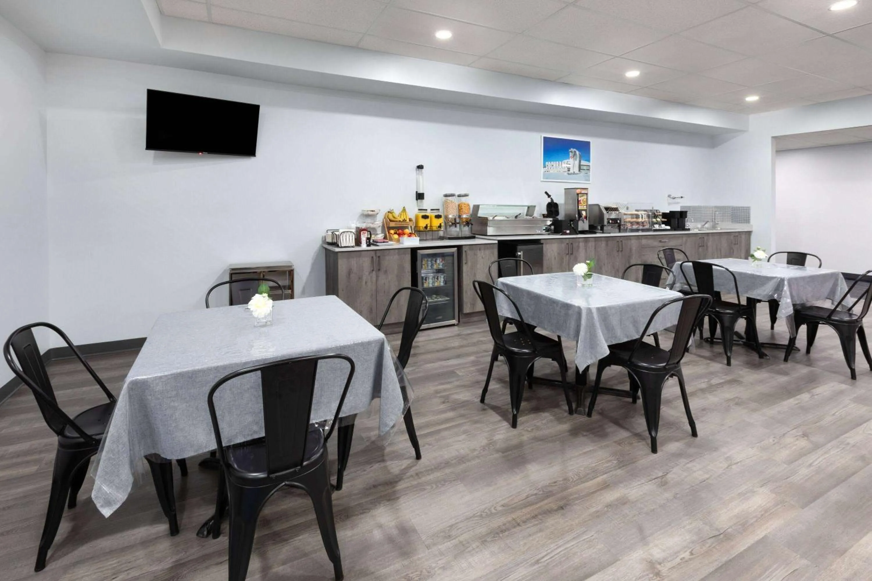 Breakfast in Travelodge by Wyndham Cochrane Ontario