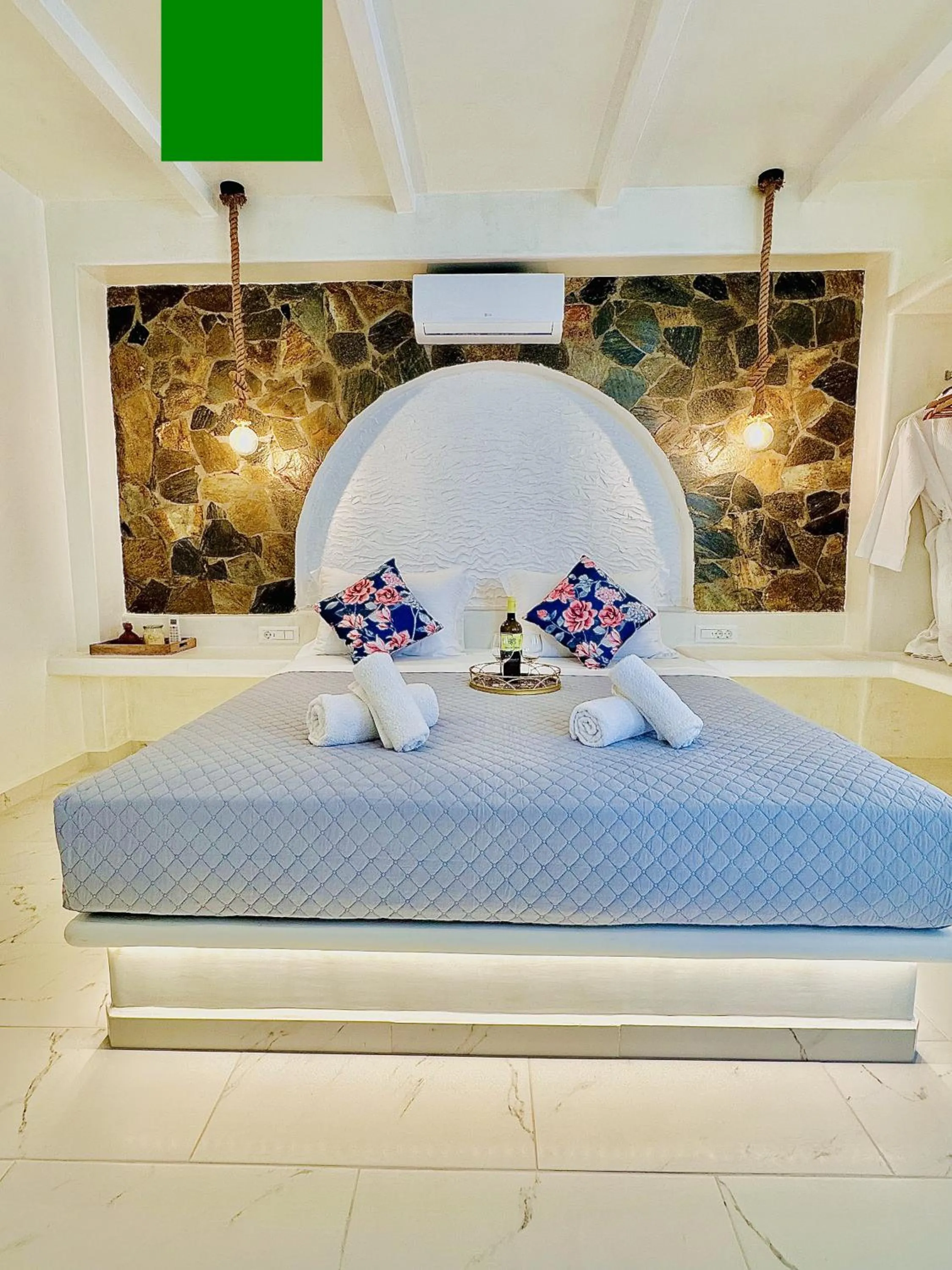 Bed in Arlene Suites