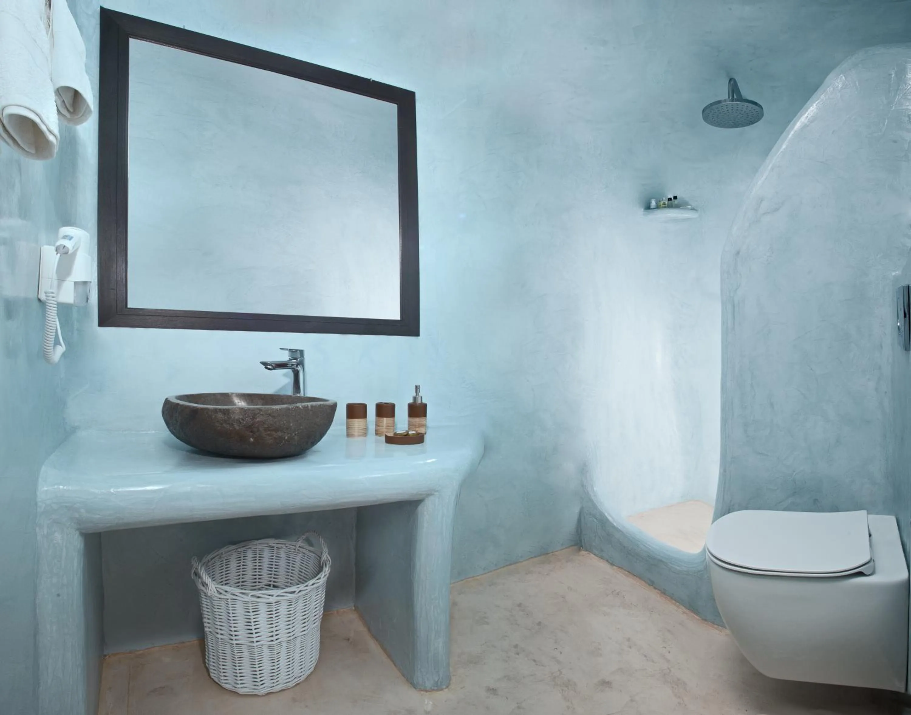 Time of day in Arlene Suites