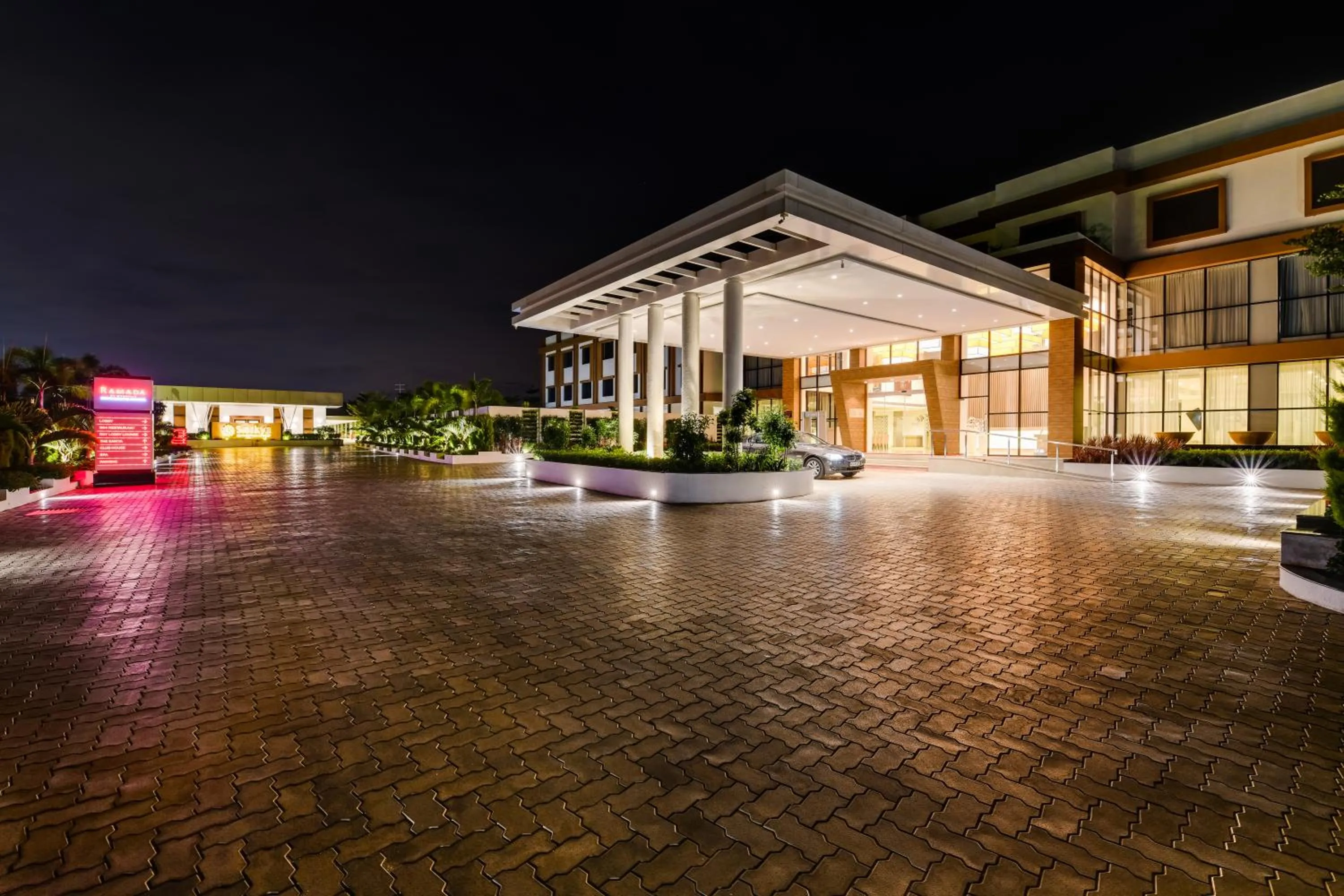 Facade/entrance in Ramada by Wyndham Bengaluru Yelahanka
