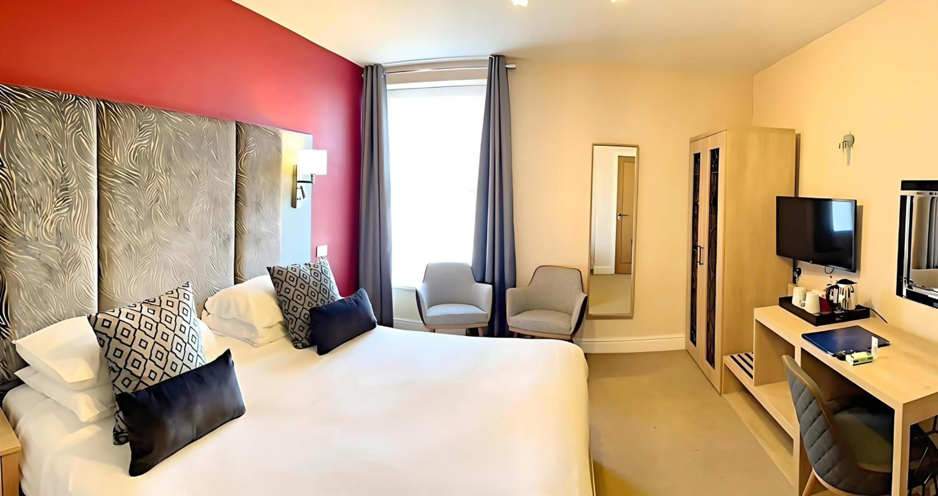 Bed in Caerwylan Hotel