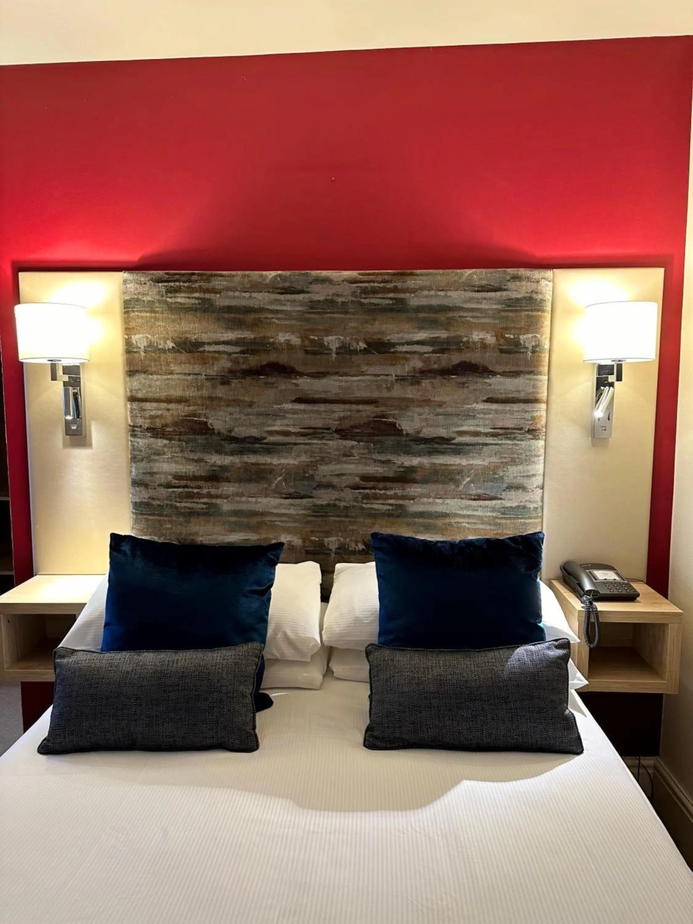 Bed in Caerwylan Hotel