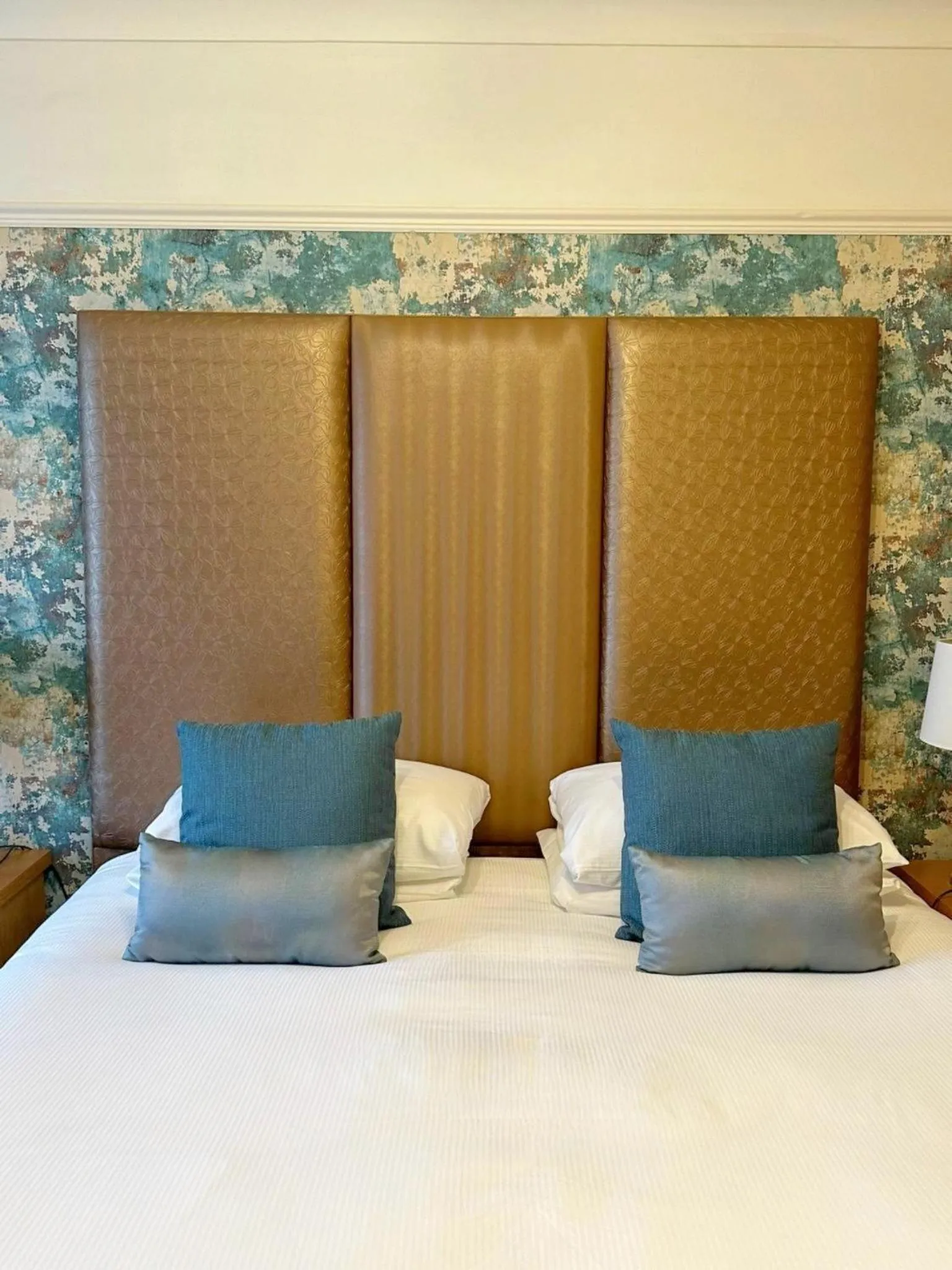 Bed in Caerwylan Hotel