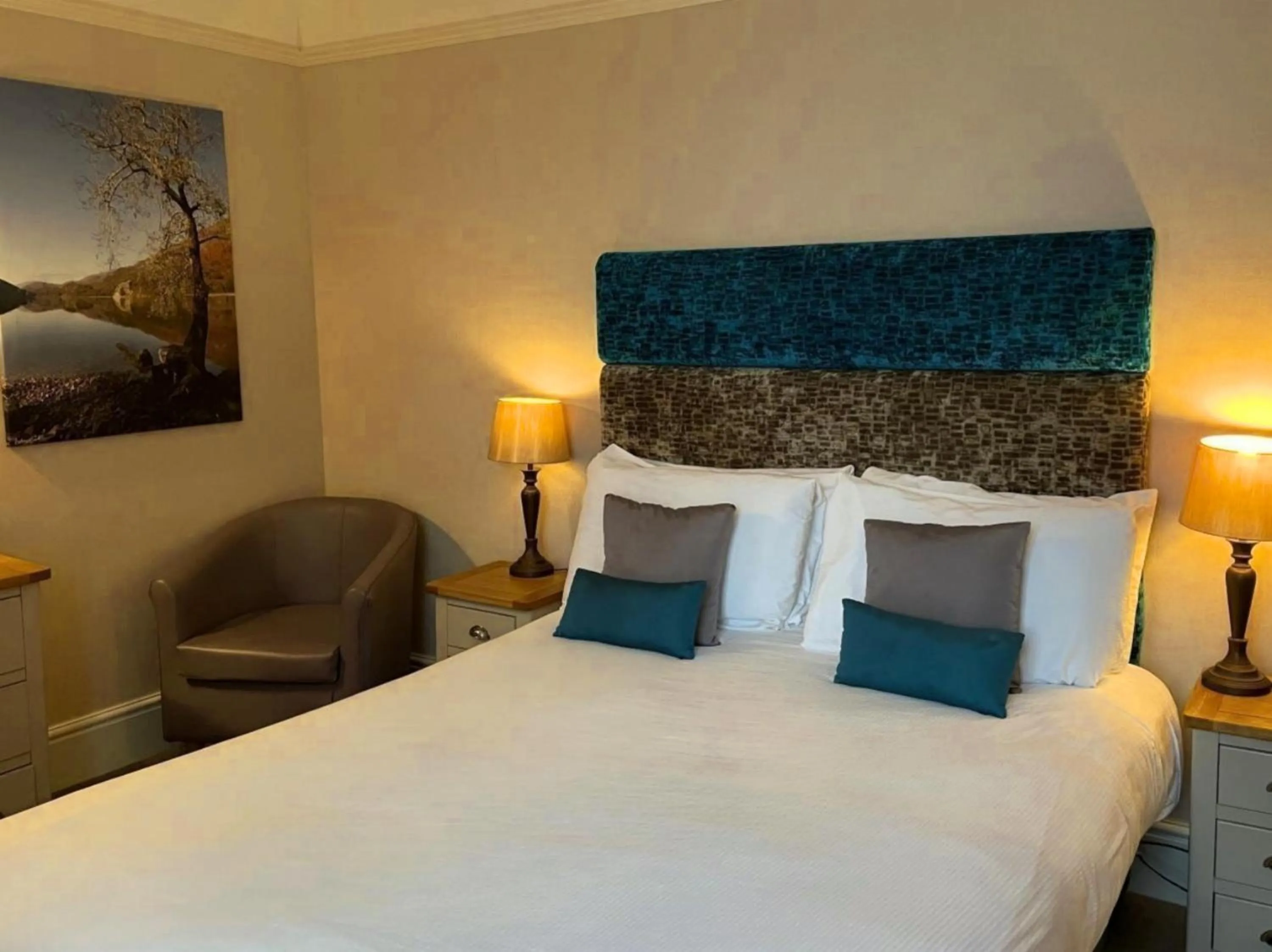 Bed in Caerwylan Hotel