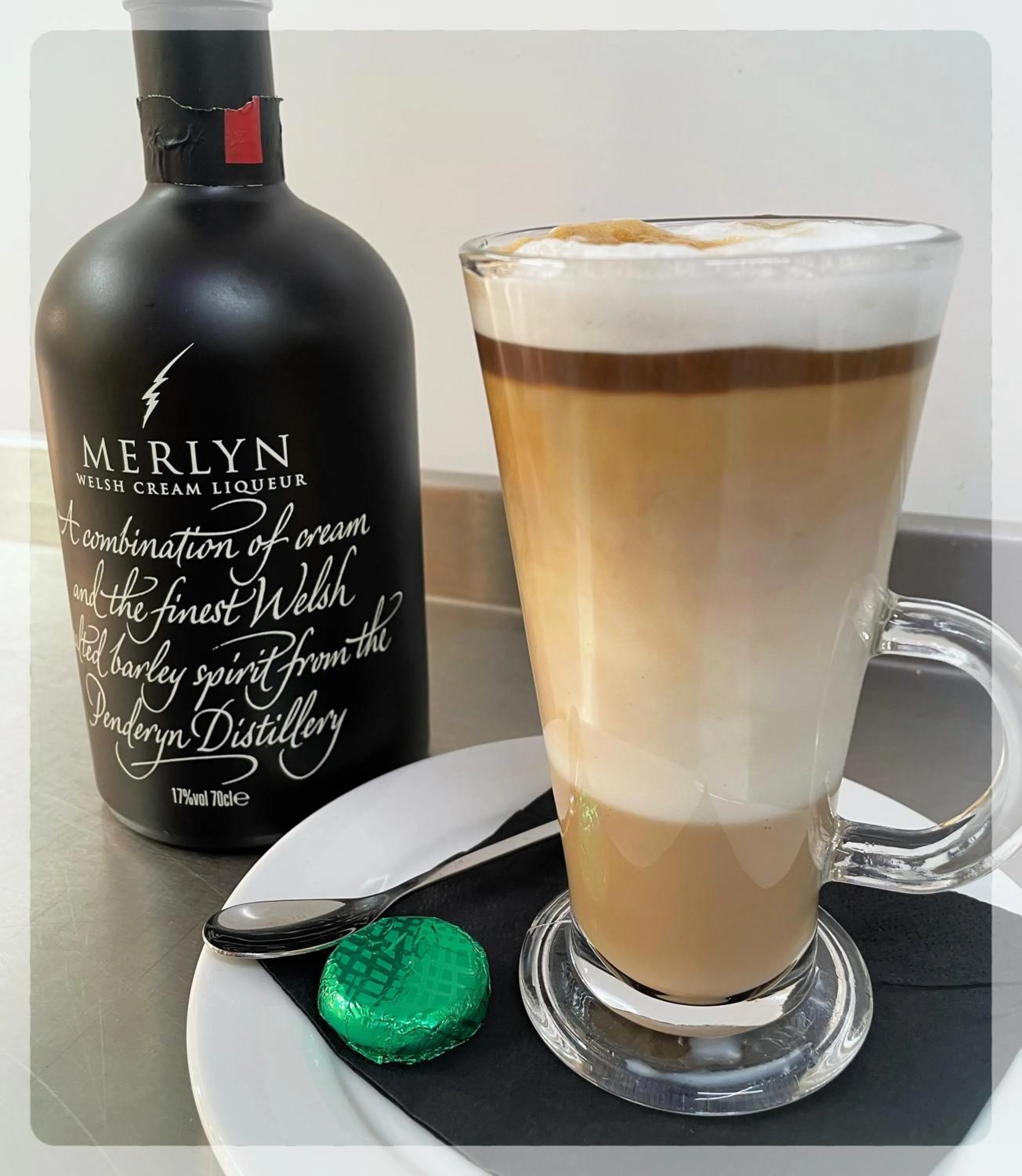 Alcoholic drinks in Caerwylan Hotel