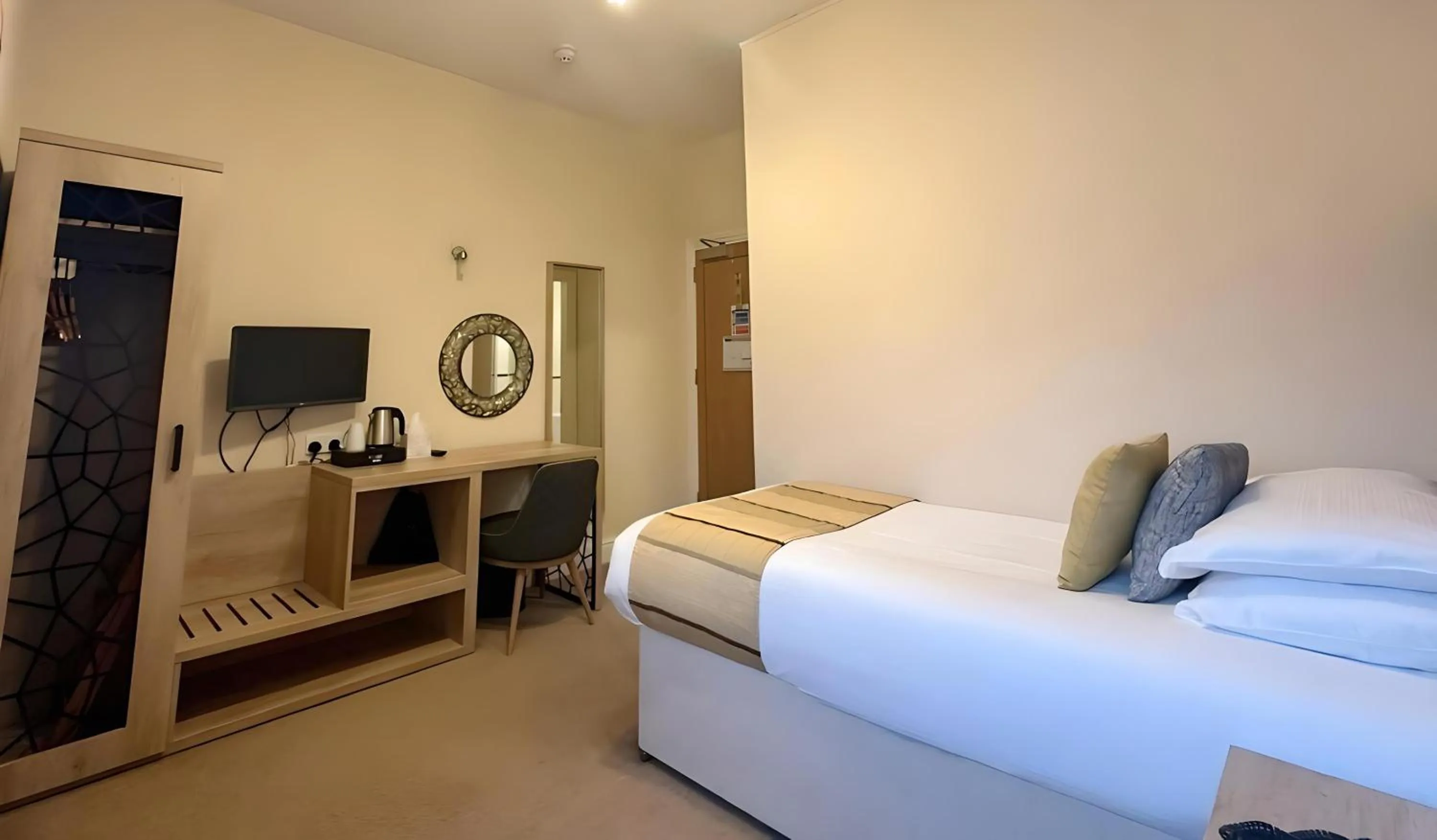 Bed in Caerwylan Hotel